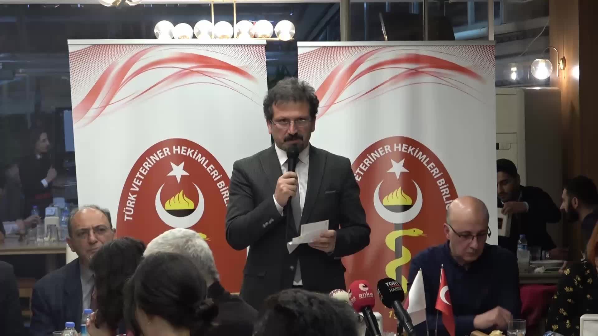 TÜRK VETERİNER HEKİMLER BİRLİĞİ MERKEZ KONSEY BAŞKANI MURAT ARSLAN: “200 CİVARINDA VETERİNER HEKİM YURT DIŞINA GİTTİ”