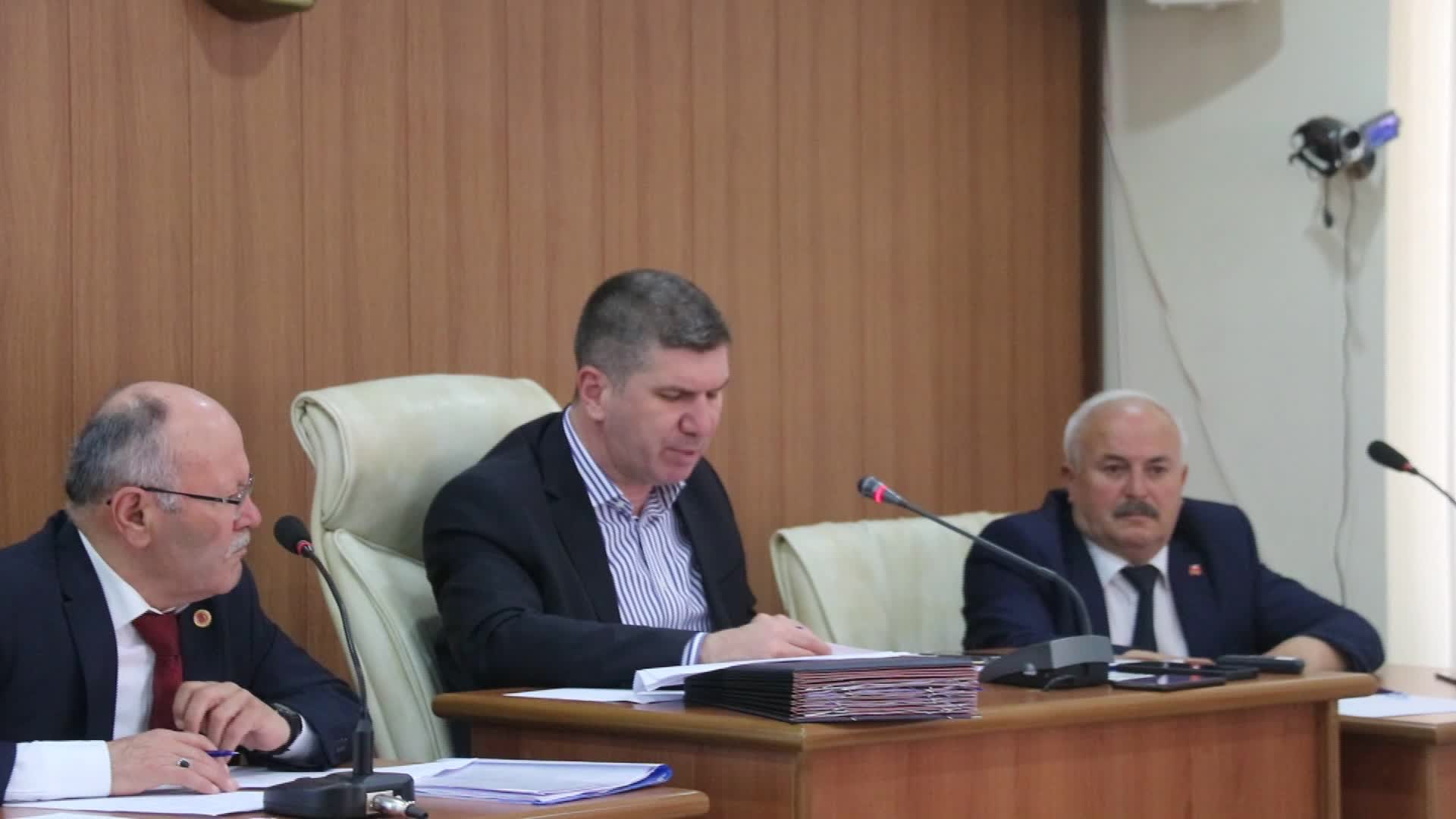 BURDUR’DA KURAKLIK TEHLİKESİ NEDENİYLE ŞEBEKE SUYUNA KISITLAMA