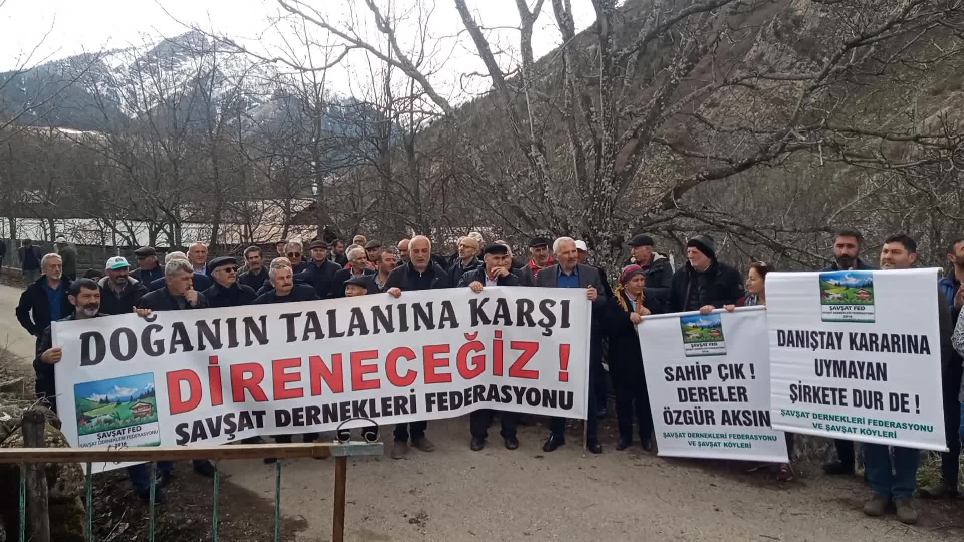 DANIŞTAY TARAFINDAN İPTAL EDİLEN HANLI HES BÖLGESİNDE YAPILMAK İSTENEN ÇED TOPLANTISI, BÖLGE HALKI TARAFINDAN PROTESTO EDİLDİ