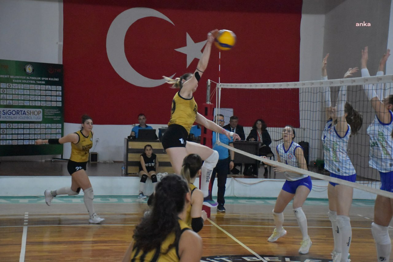 EDREMİT BELEDİYESİ KADIN VOLEYBOL TAKIMI, SULTANLAR LİGİ YOLUNDA