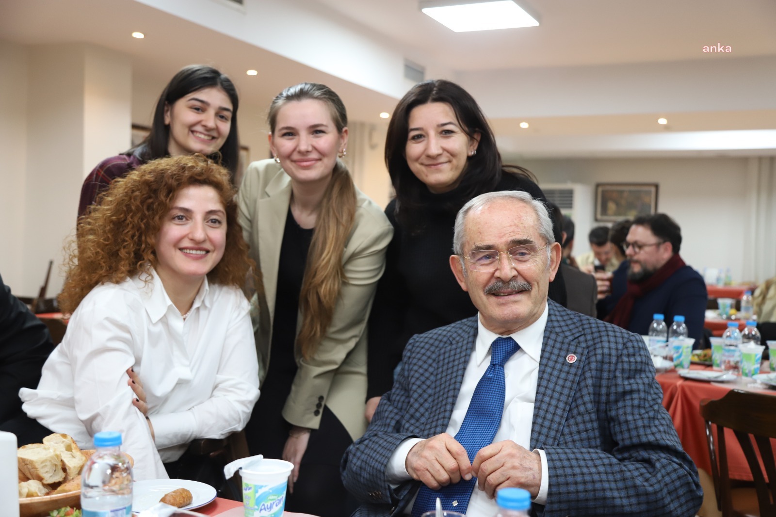 BASIN EMEKÇİLERİ, ESKİŞEHİR BÜYÜKŞEHİR BELEDİYESİ'NİN İFTAR YEMEĞİNDE BULUŞTU