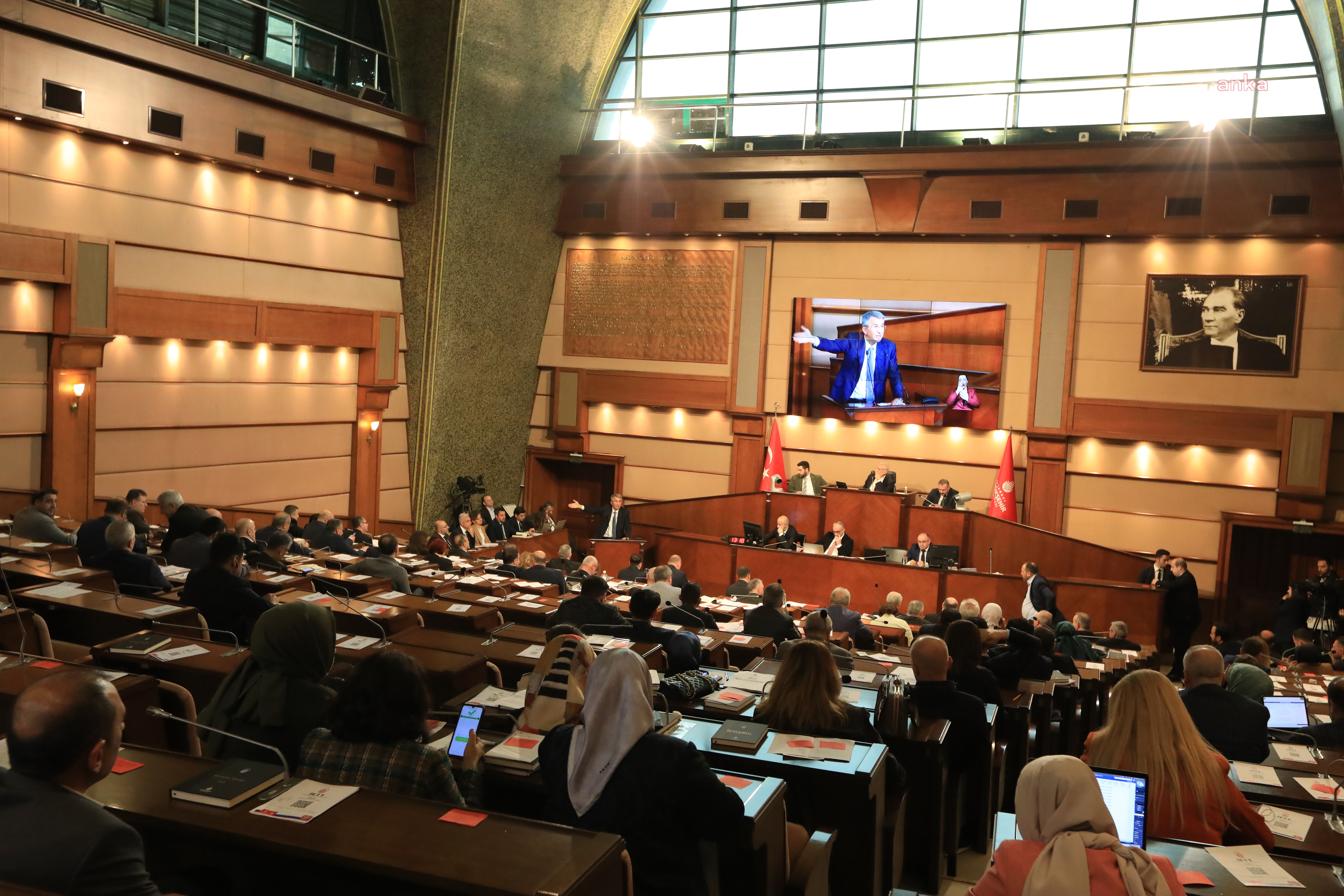 İETT GENEL MÜDÜR VEKİLİ İRFAN DEMET: "262 YENİ ARAÇ FİLOYA DAHİL OLACAK"