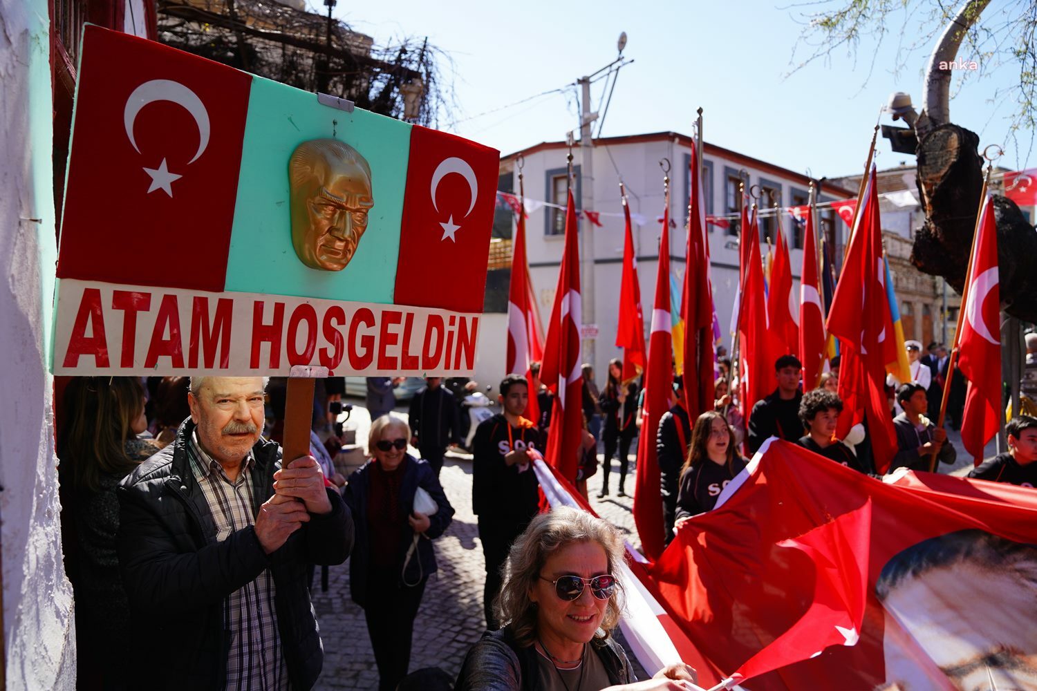ATATÜRK’ÜN AYVALIK’A GELİŞİNİN 89’UNCU YIL DÖNÜMÜ KUTLANDI