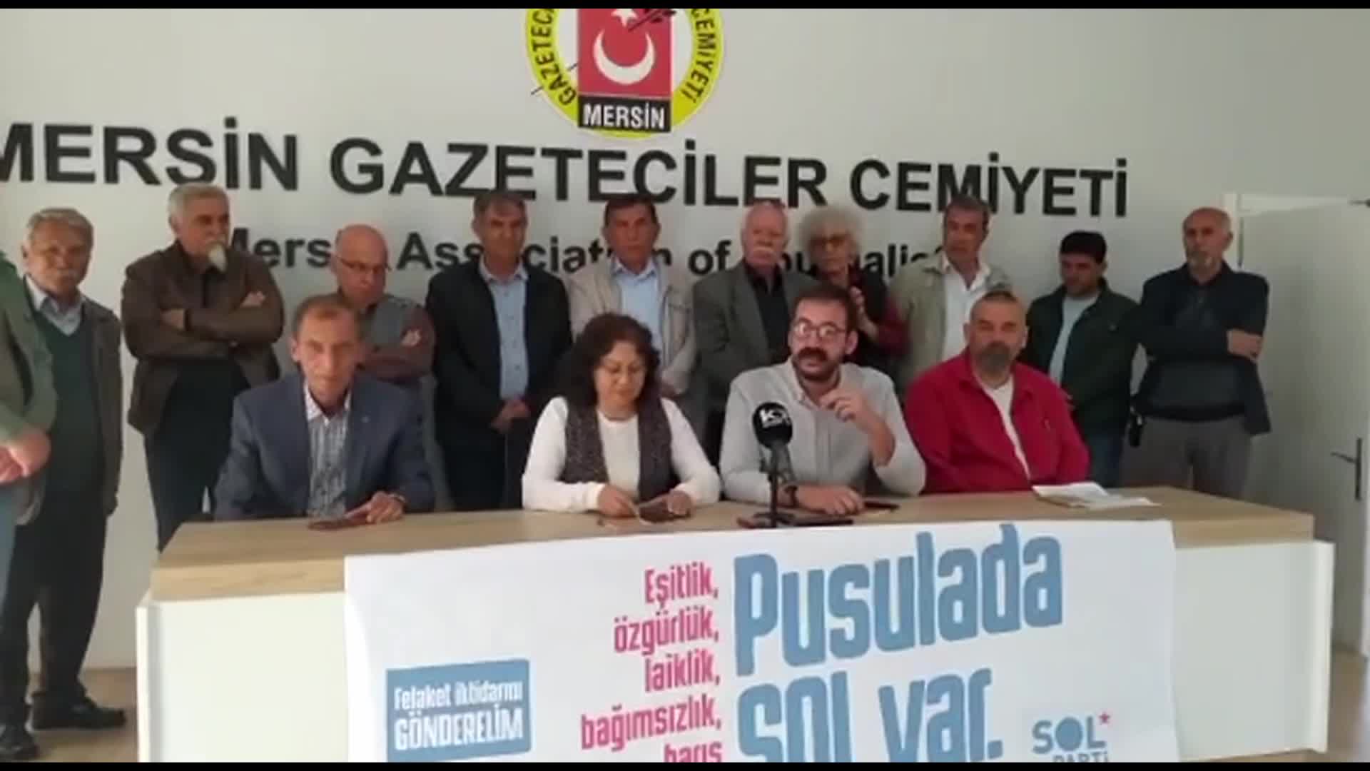SOL PARTİ BAŞKANLAR KURULU ÜYESİ VE MERSİN MİLLETVEKİLİ ADAYI İLKNUR BAŞER: "MERSİN'DE HALKI YOKSULLUĞA SÜRÜKLEYEN KARARLARIN İMZACISI BİRİSİ AKP LİSTESİNDEN ADAY. SAYIN NEBATİ MERSİN ADAYI. MERSİNLİLERE SORDULAR MI?"