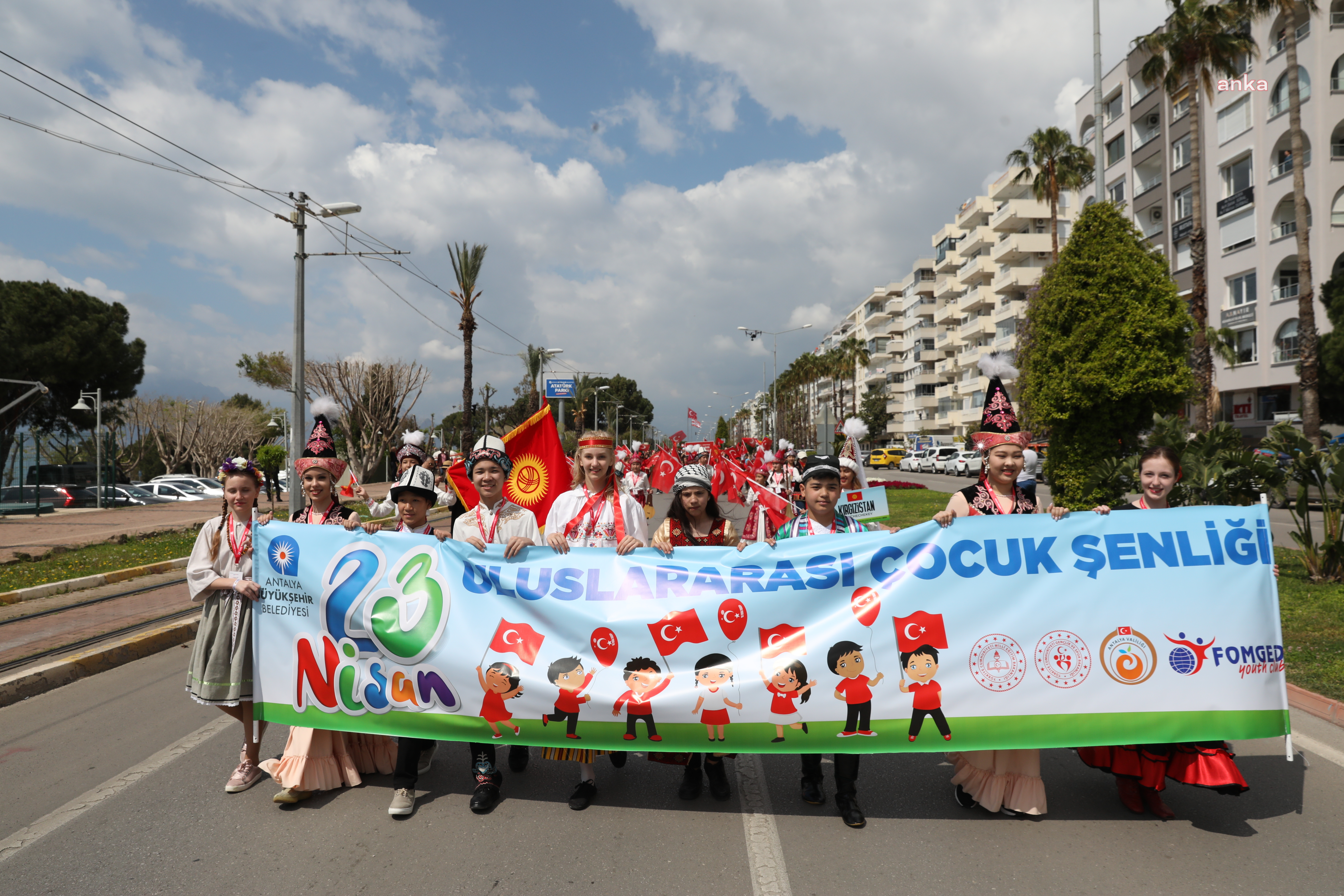 ANTALYA BÜYÜKŞEHİR BELEDİYESİ 23 NİSAN’I COŞKUYLA KUTLAYACAK