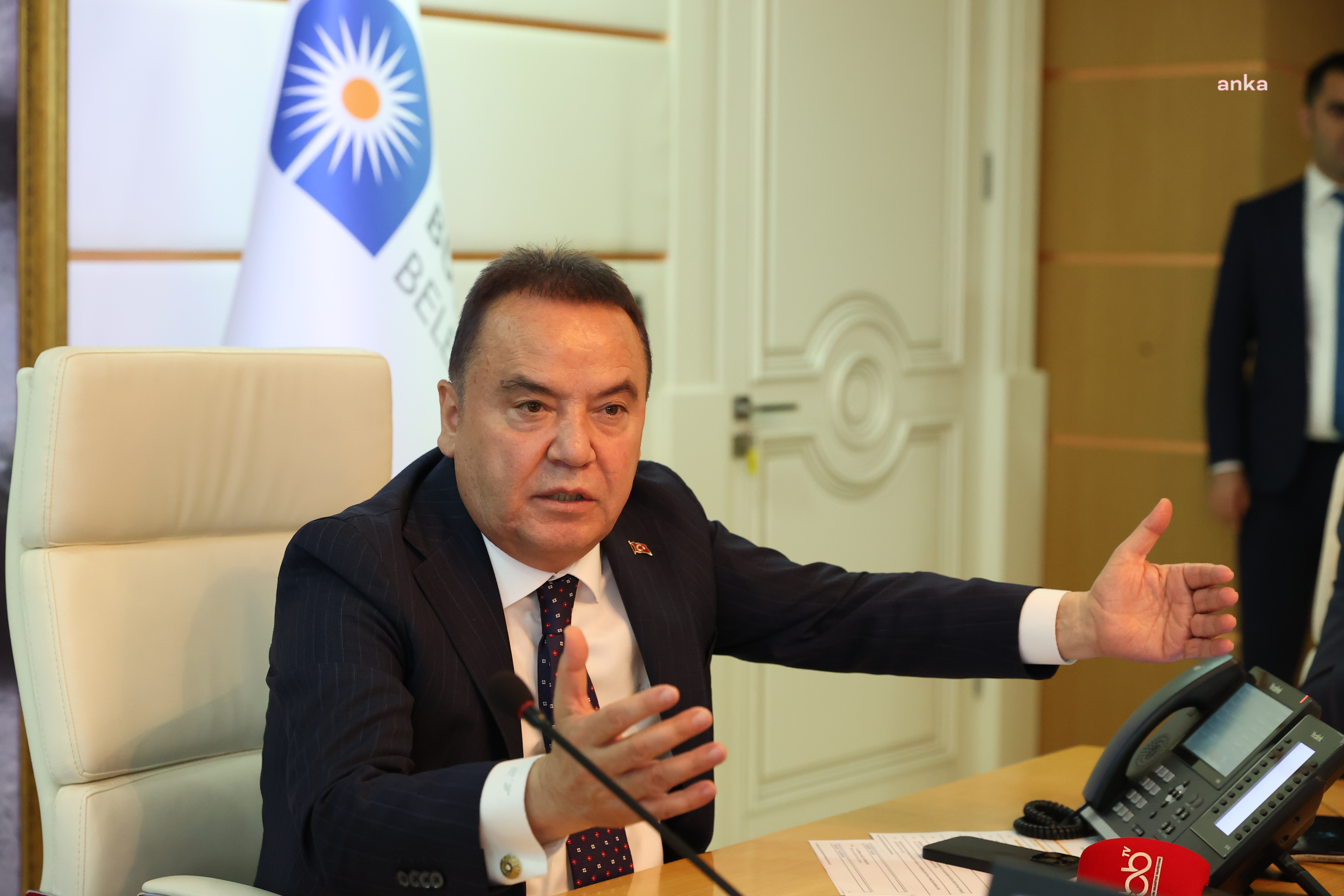 ANTALYA BÜYÜKŞEHİR BELEDİYE BAŞKANI BÖCEK, KIRCAMİ BÖLGE MUHTARLARIYLA BULUŞTU