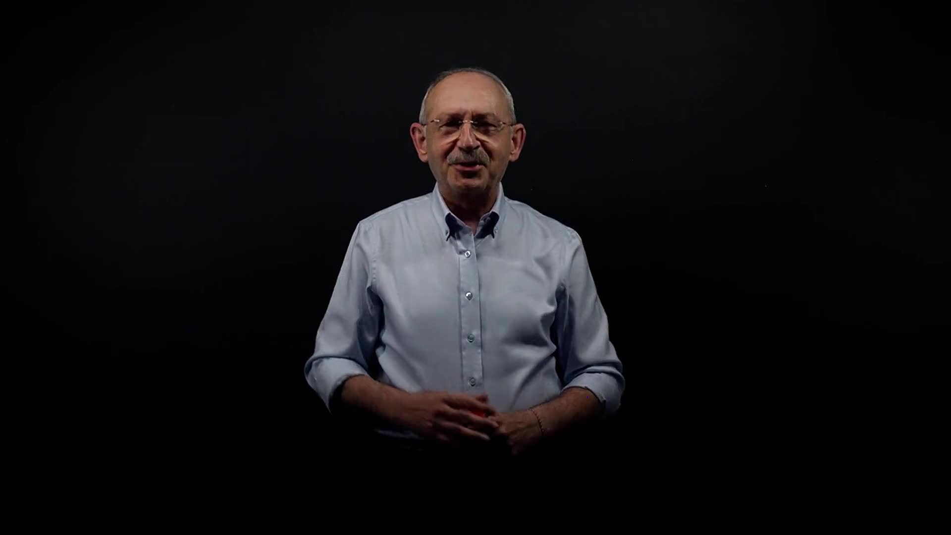 KILIÇDAROĞLU, ‘BAY KEMAL’İN TAHTASI’ BAŞLIKLI VİDEODA KALKINMA POLİTİKALARINI ANLATTI: “BÜYÜKŞEHİRLERDEN ANADOLU’YA TERSİNE GÖÇ BAŞLAYACAK. İŞSİZLİK ORANI İLK BEŞ YILDA YÜZDE 5’İN ALTINA DÜŞECEK”