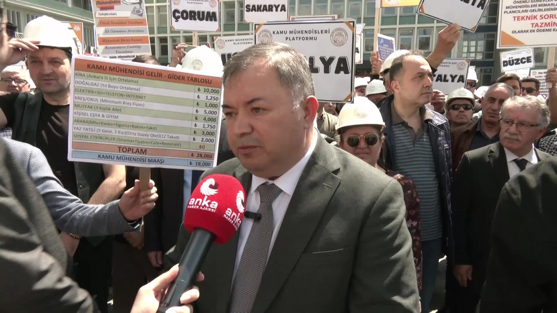 KAMU MÜHENDİSLERİ EYLEM YAPTI… KÜBRA YILMAZ: TÜRKİYE CUMHURİYETİ DEVLETİ'NİN BİRİCİK EVLATLARIYIZ. DEVLETİMİZİN HER TÜRLÜ YANINDAYIZ. DEVLETİMİZ DE ARTIK BİZİM YANIMIZDA OLDUĞUNU HİSSETTİRMELİ