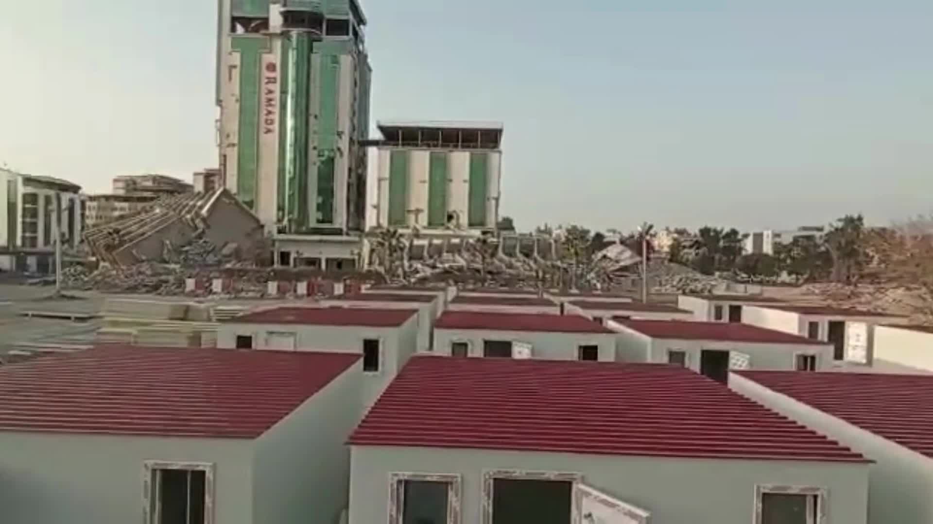 ANKARA TİCARET ODASI İSKENDERUN’DAKİ DEPREMZEDELER İÇİN PREFABRİK YAŞAM ALANI KURDU
