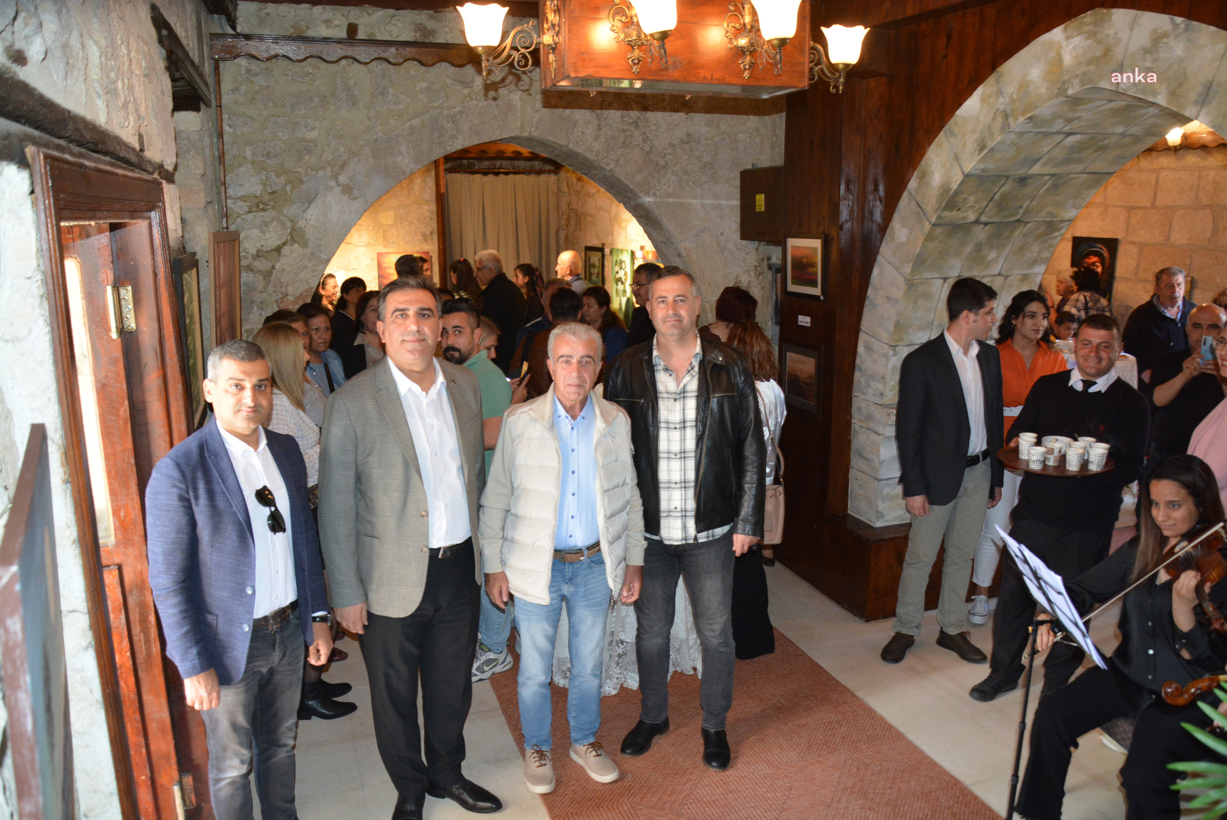 MERSİN BÜYÜKŞEHİR’DEN DÜNYA SANAT GÜNÜ’NDE SANATSEVERLERİ BULUŞTURAN ETKİNLİK