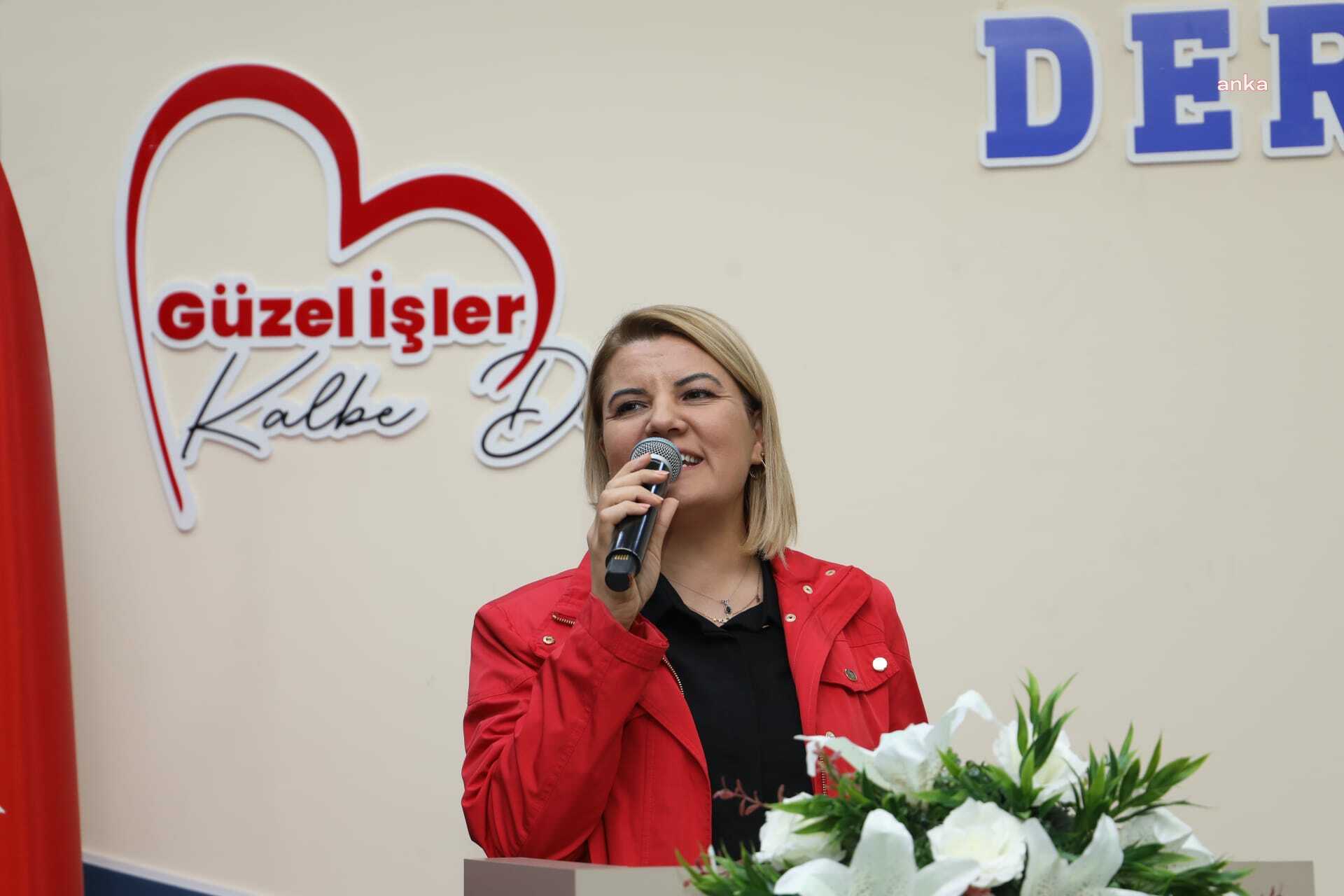 İZMİT BELEDİYE BAŞKANI HÜRRİYET, GENÇ YÜZÜCÜLERİ VE AİLELERİNİ İFTARDA AĞIRLADI