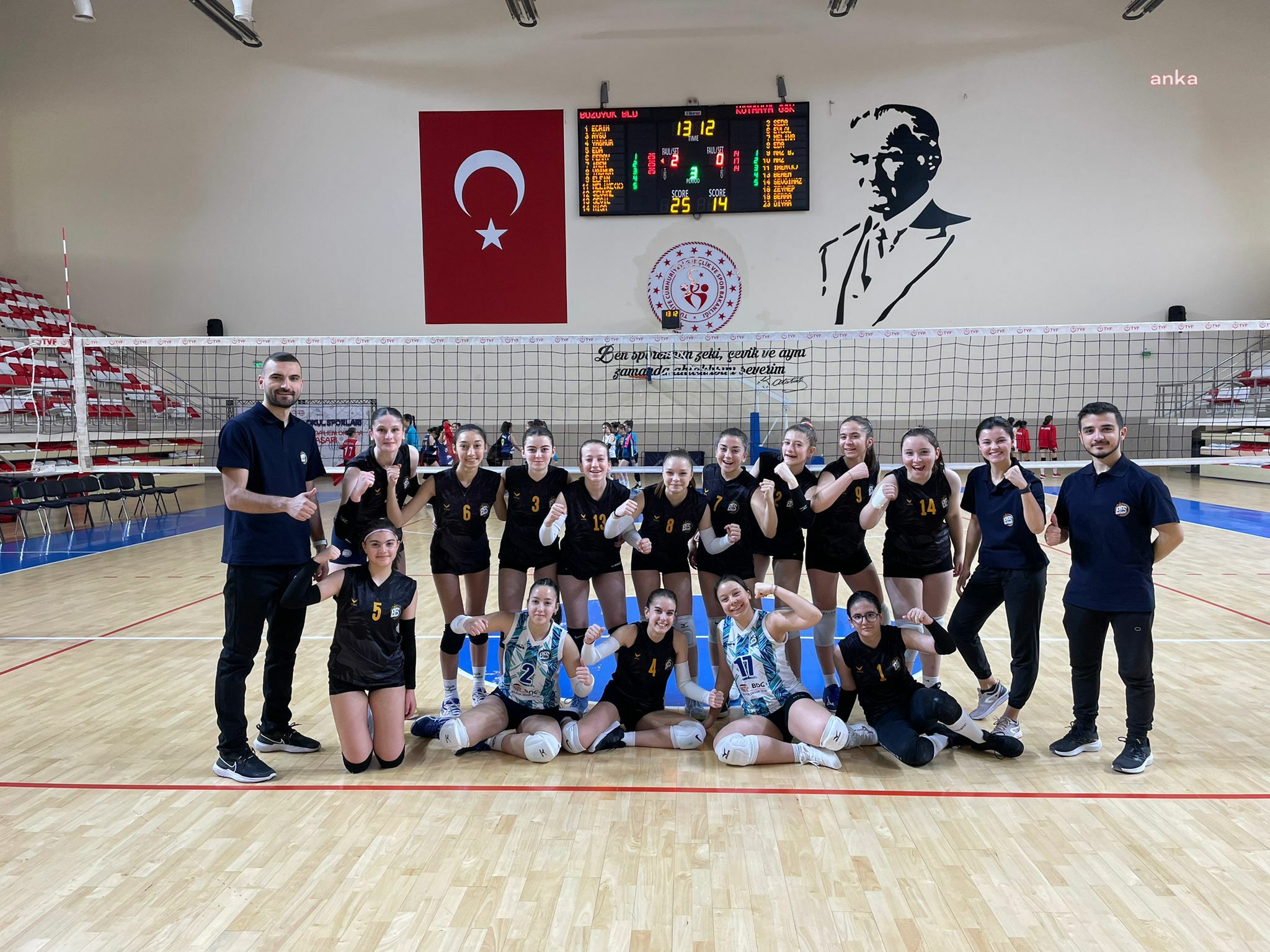 BOZÜYÜK BELEDİYESİ VOLEYBOL TAKIMI, ESKİŞEHİR GRUBUNU 2. SIRADA TAMAMLADI