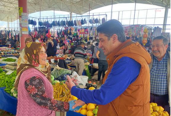 DÖŞEMEALTI BELEDİYE BAŞKANI GENÇ, ESNAF ZİYARETLERİNİ SÜRDÜRÜYOR