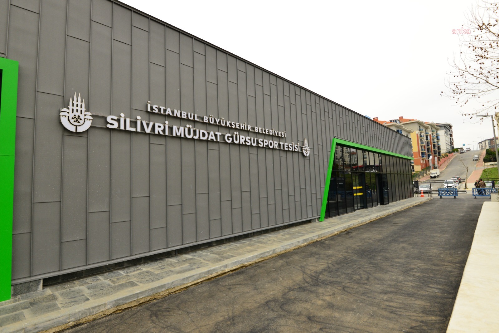 İBB, SİLİVRİ’DE YENİLEDİĞİ MÜJDAT GÜRSÜ SPOR TESİSİ'NİN KAPASİTESİNİ 4 BİN KİŞEYE ÇIKARDI