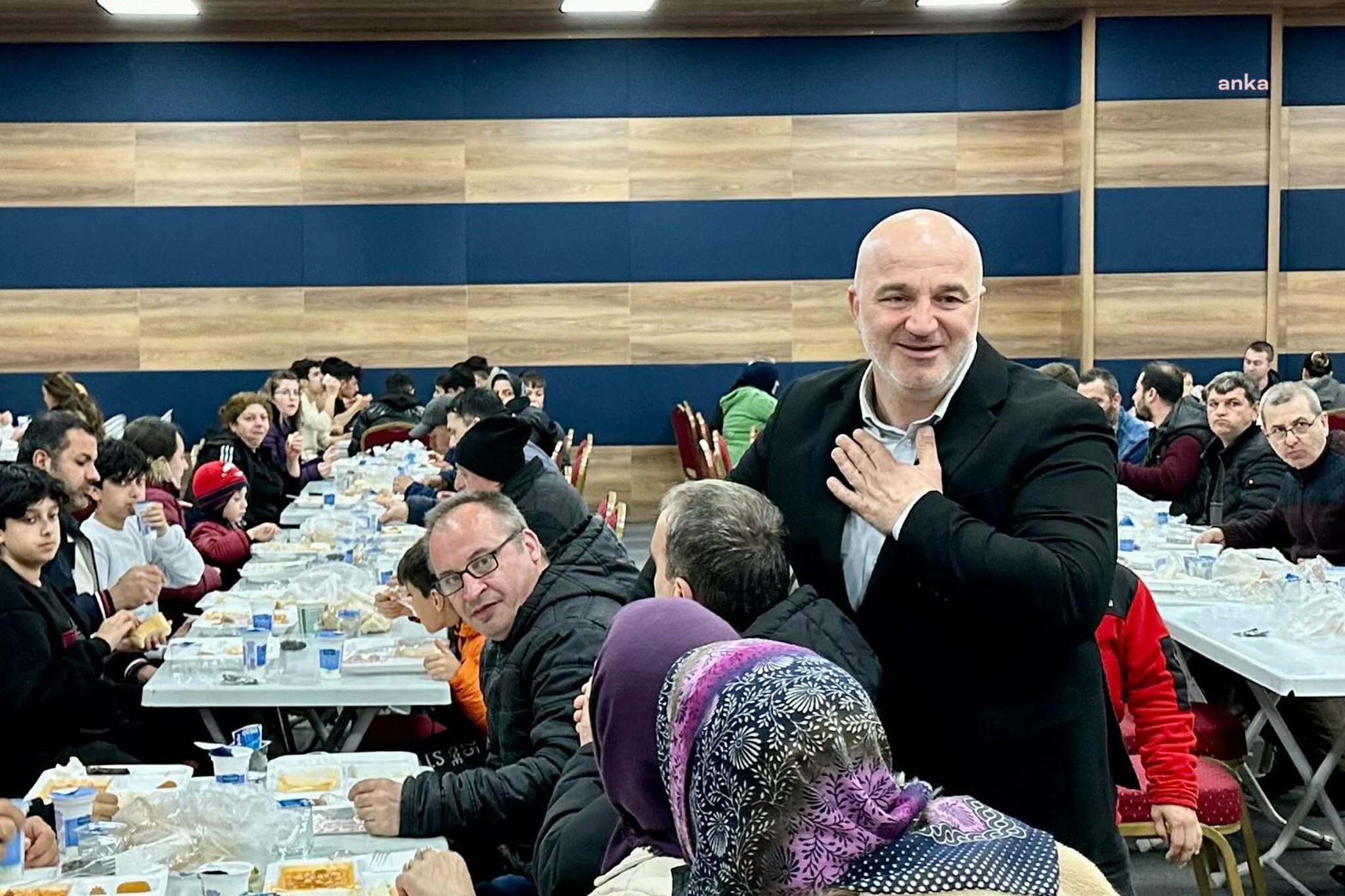 TEKİRDAĞ SARAY’DA BİNLERCE KİŞİ, BELEDİYENİN DÜZENLEDİĞİ İFTAR YEMEĞİNDE BULUŞTU