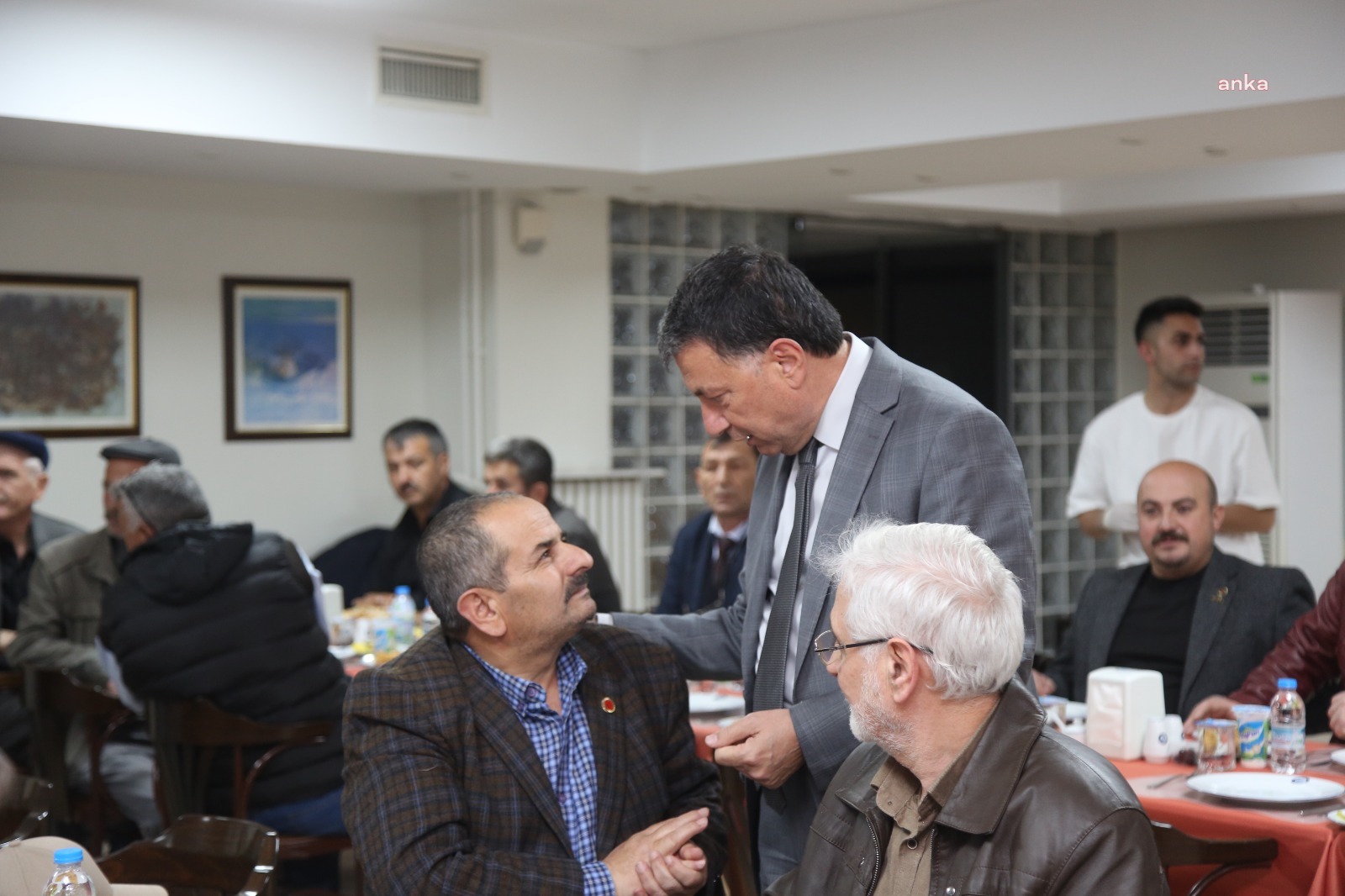 ESKİŞEHİR BÜYÜKŞEHİR BELEDİYESİ, TEPEBAŞILI MUHTARLARI İFTARDA AĞIRLADI