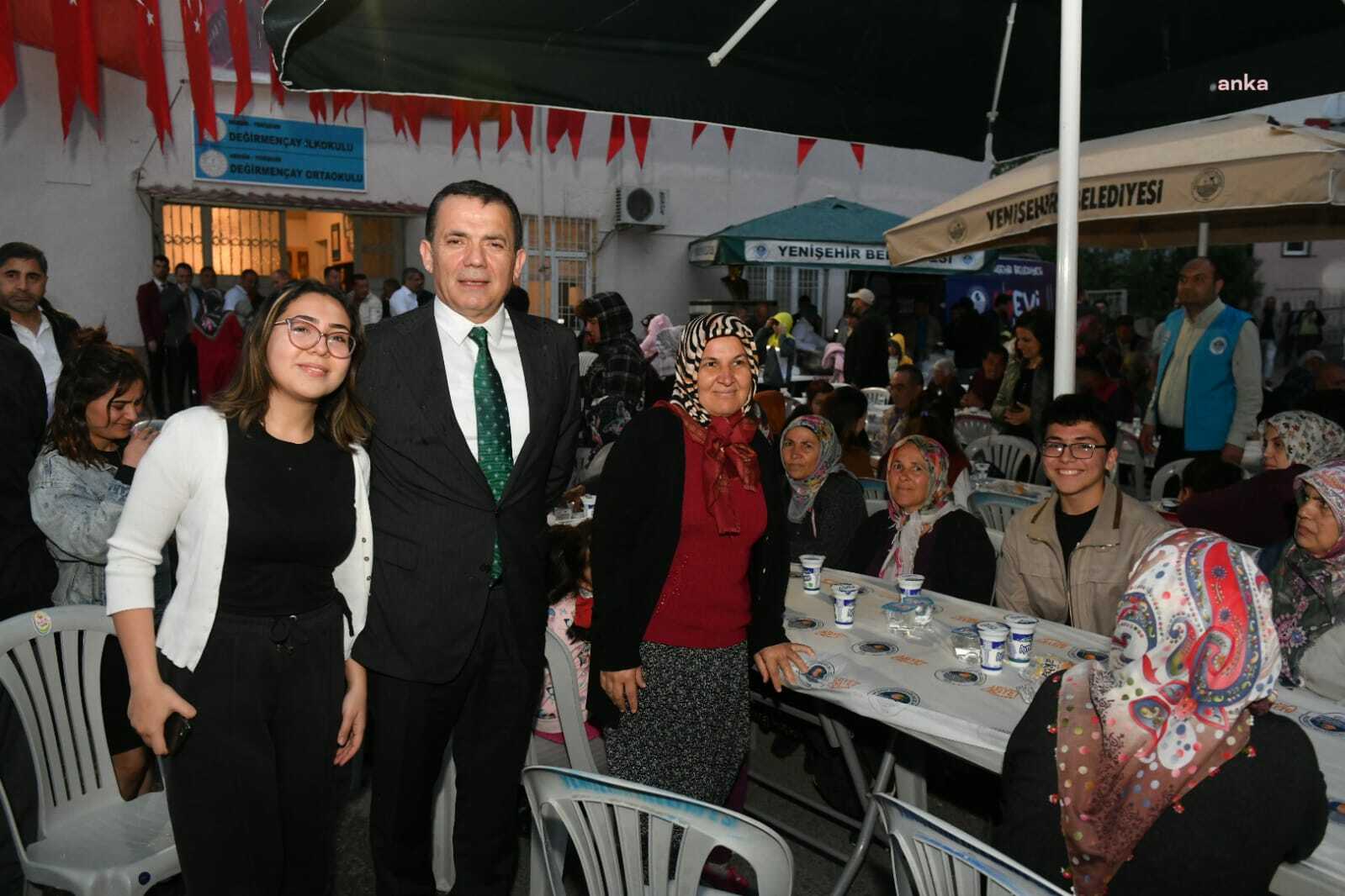 MERSİN YENİŞEHİR BELEDİYE BAŞKANI ÖZYİĞİT, DEĞİRMENÇAY’DA İFTARA KATILDI