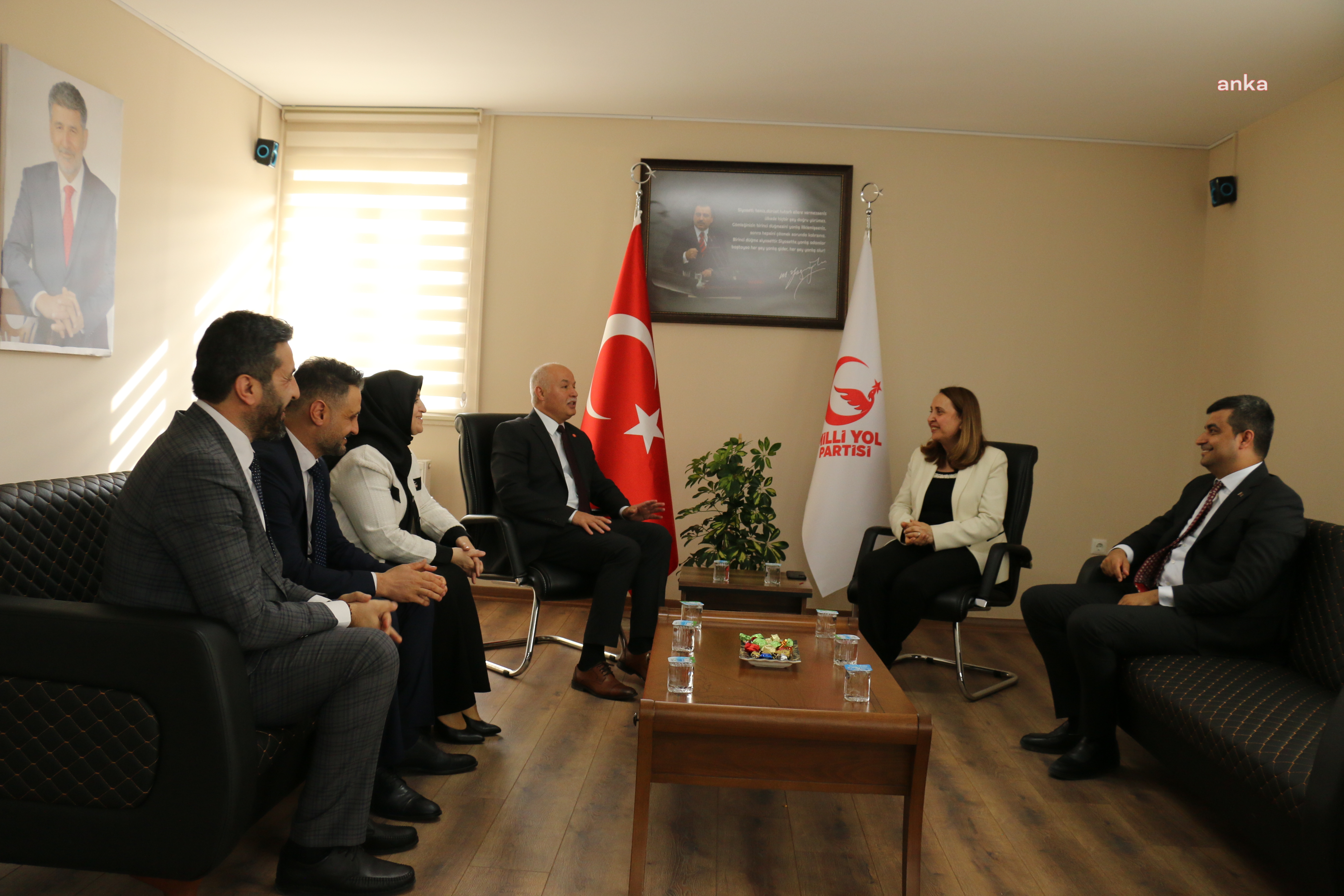 MİLLİ YOL PARTİSİ, SİYASİ PARTİ TEMSİLCİLERİNİN BAYRAM TEBRİKLERİNİ KABUL ETTİ