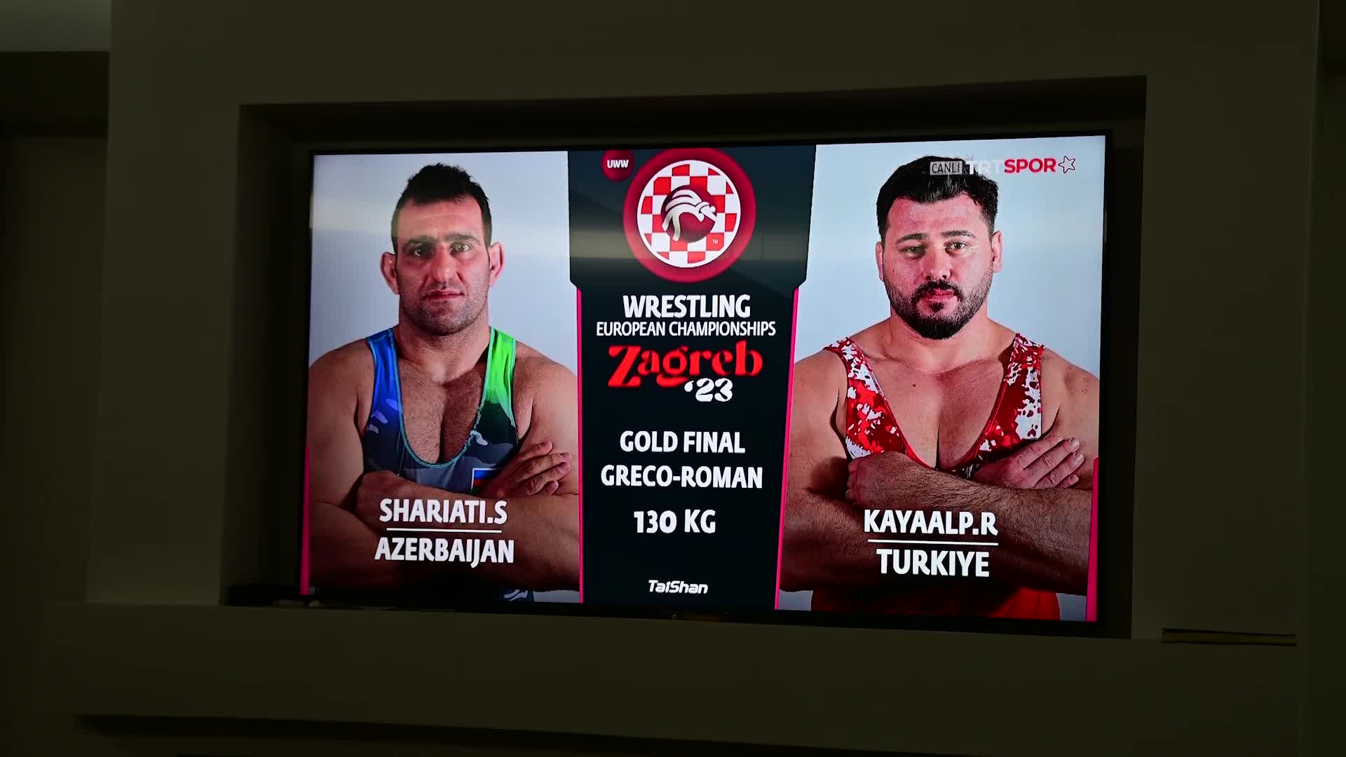 12'İNCİ KEZ AVRUPA ŞAMPİYONU OLAN MİLLİ GÜREŞÇİ RIZA KAYAALP'İN AİLESİ: "GURUR DUYUYORUZ, ALLAH OLİMPİYAT BİRİNCİLİĞİNİ DE NASİP ETSİN İNŞALLAH"