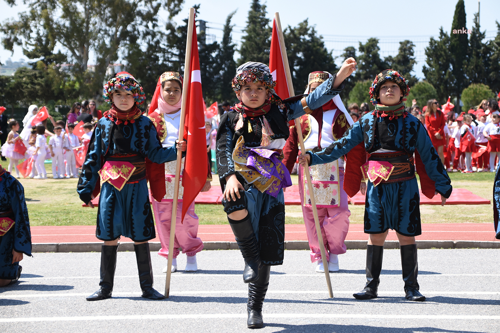 FOÇA’DA 23 NİSAN COŞKUSU