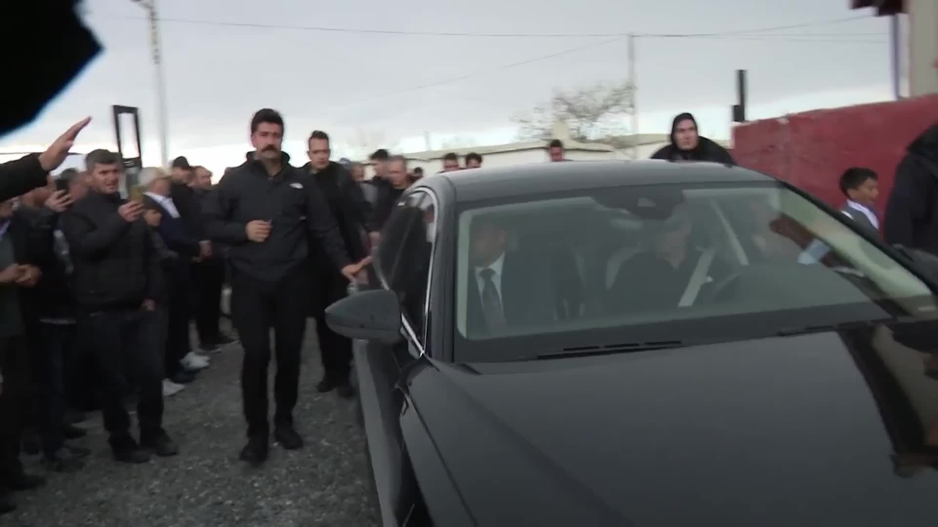 MERAL AKŞENER: “TARIM KREDİ KOOPREATİFLERİNDEN ALDIĞINIZ VE ÖDEYEMEDİĞİNİZ KREDİLERİ MERAK ETMEYİN, YENİDEN YAPILANDIRACAĞIZ”