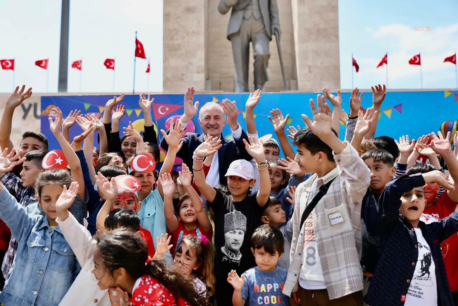 23 NİSAN’DA DİDİMLİ ÇOCUKLAR GÖNÜLLERİNCE EĞLENDİ
