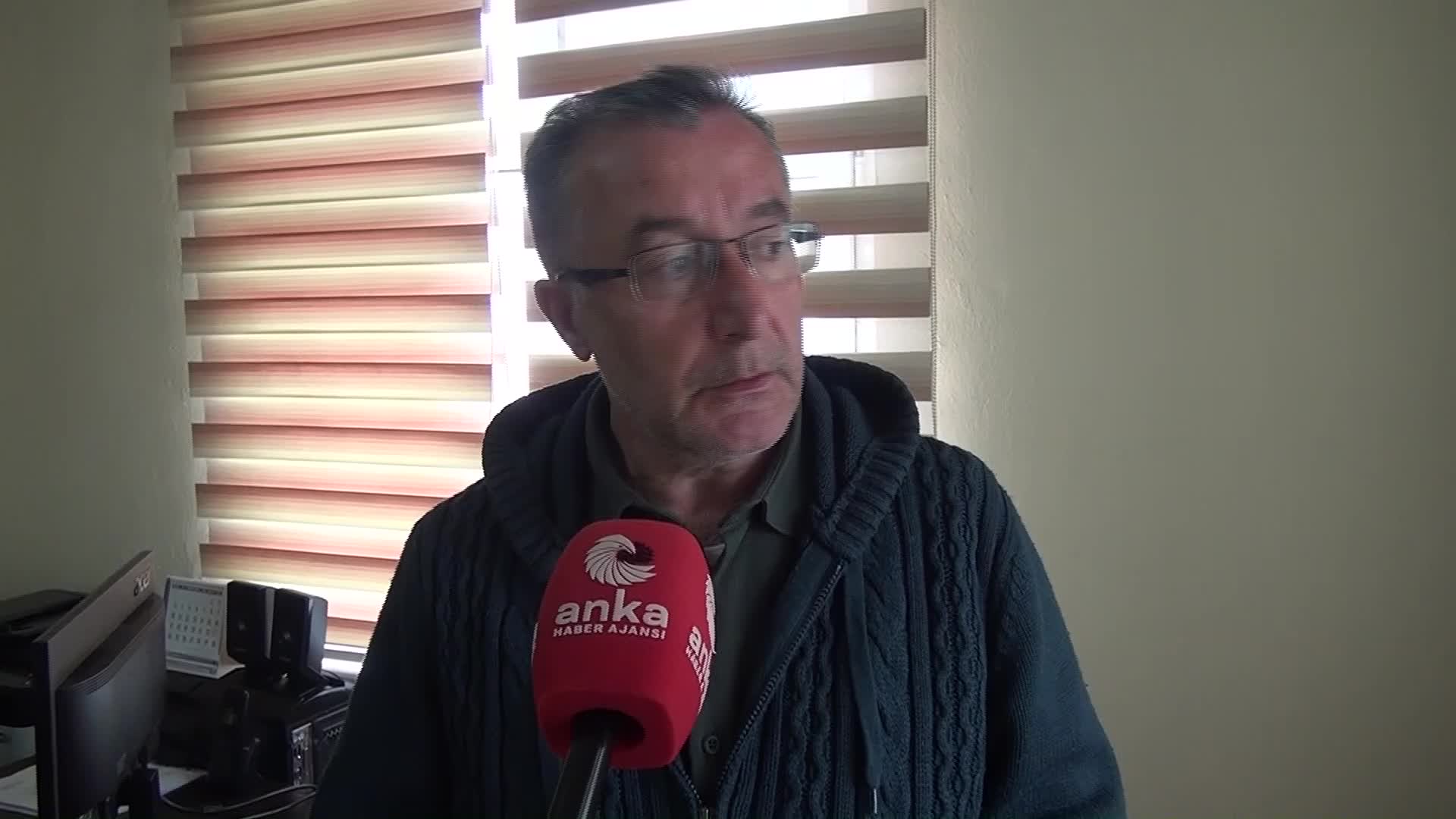 SES SİNOP İL TEMSİLCİSİ AYHAN ÇALIK: "İNSANLAR ARTIK KIZILAY'A KAN BAĞIŞINDA BULUNMAK İSTEMİYOR"