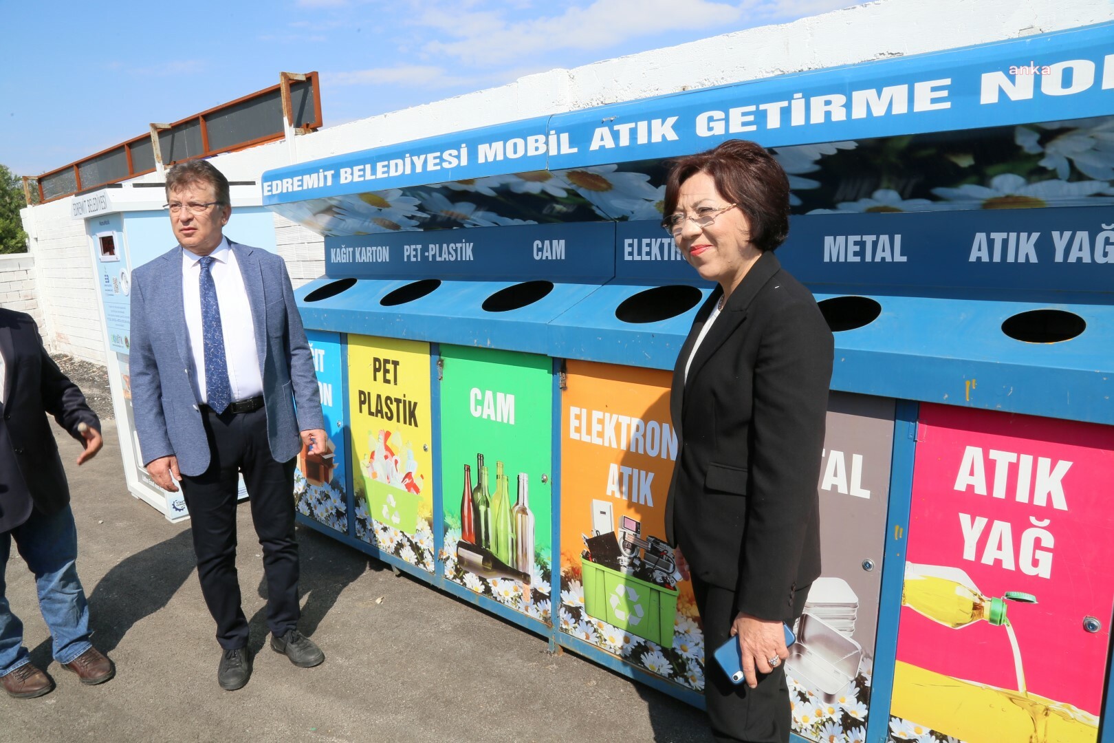EDREMİT ATIK GETİRME MERKEZİ FAALİYETE GİRDİ