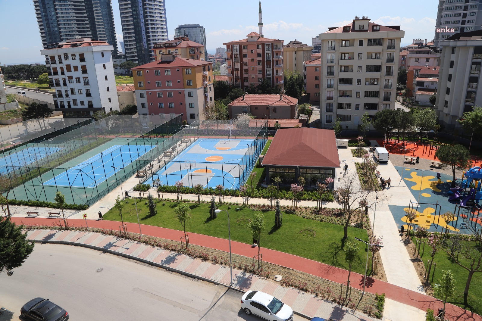 KARTAL’DA KARLIKTEPE MAHALLESİ SPOR PARKI HİZMETE AÇILDI