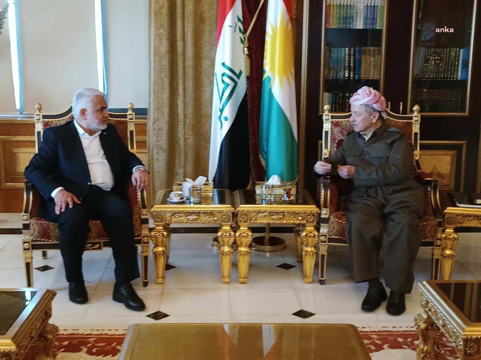 HÜDA PAR GENEL BAŞKANI YAPICIOĞLU, ERBİL’DE MESUT BARZANİ İLE GÖRÜŞTÜ