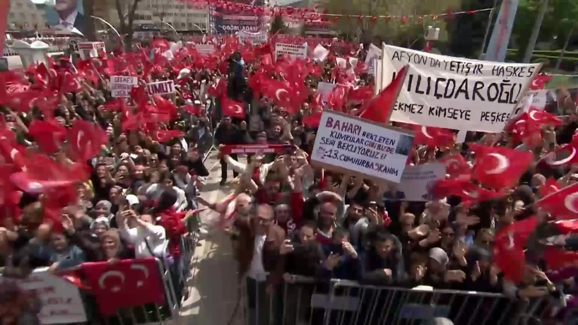 KILIÇDAROĞLU: SARAYLARDA OTURMAK GİBİ BİR DÜŞÜNCEM DE YOK. GAZİ MUSTAFA KEMAL ATATÜRK’ÜN ÇANKAYA KÖŞKÜ VAR. MÜTEVAZİDİR. ORAYA GİDECEĞİZ