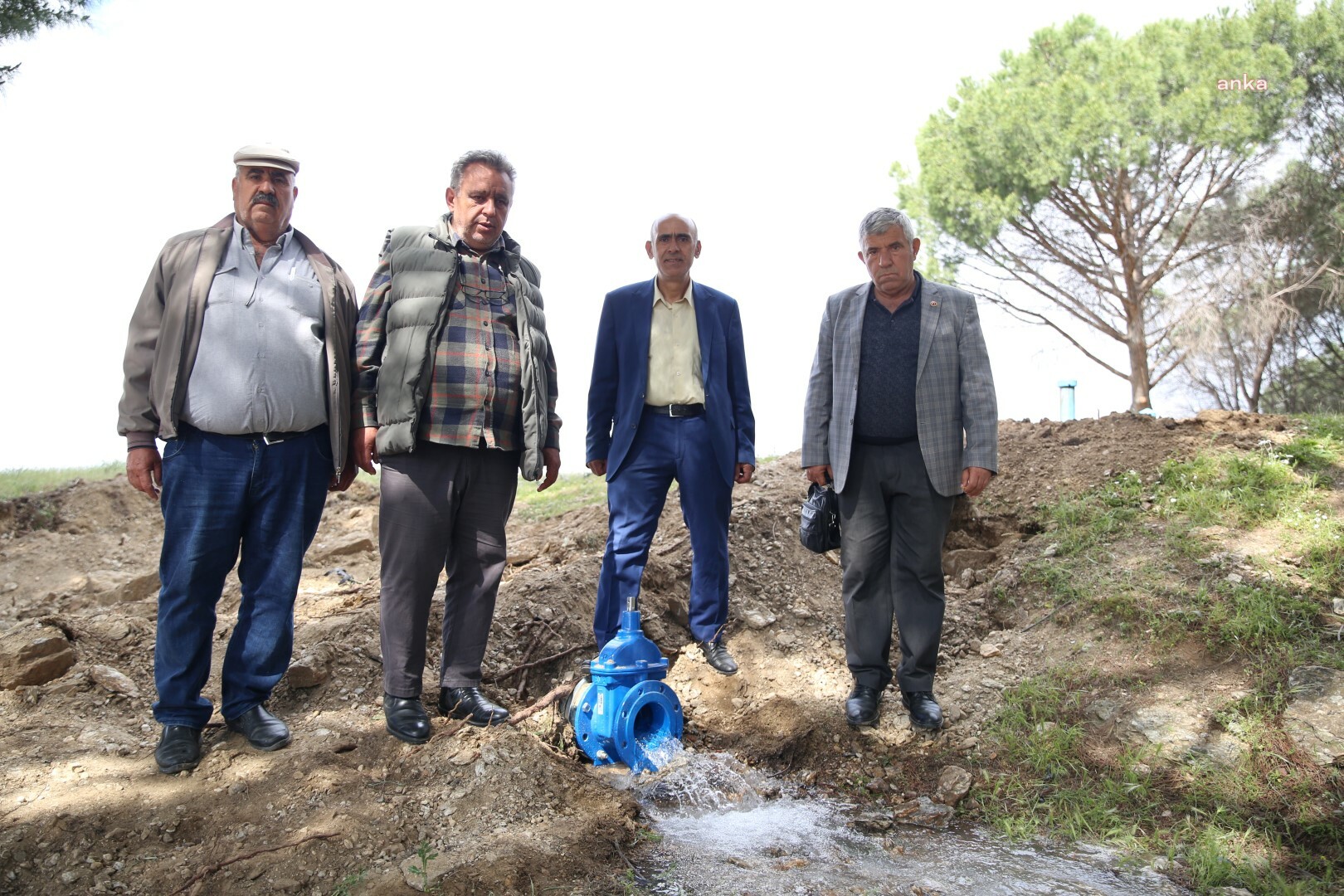 AYDIN BÜYÜKŞEHİR EKİPLERİ, KOÇARLI’NIN DÖRT MAHALLESİNİ DAHA SORUNSUZ ALTYAPIYA KAVUŞTURDU