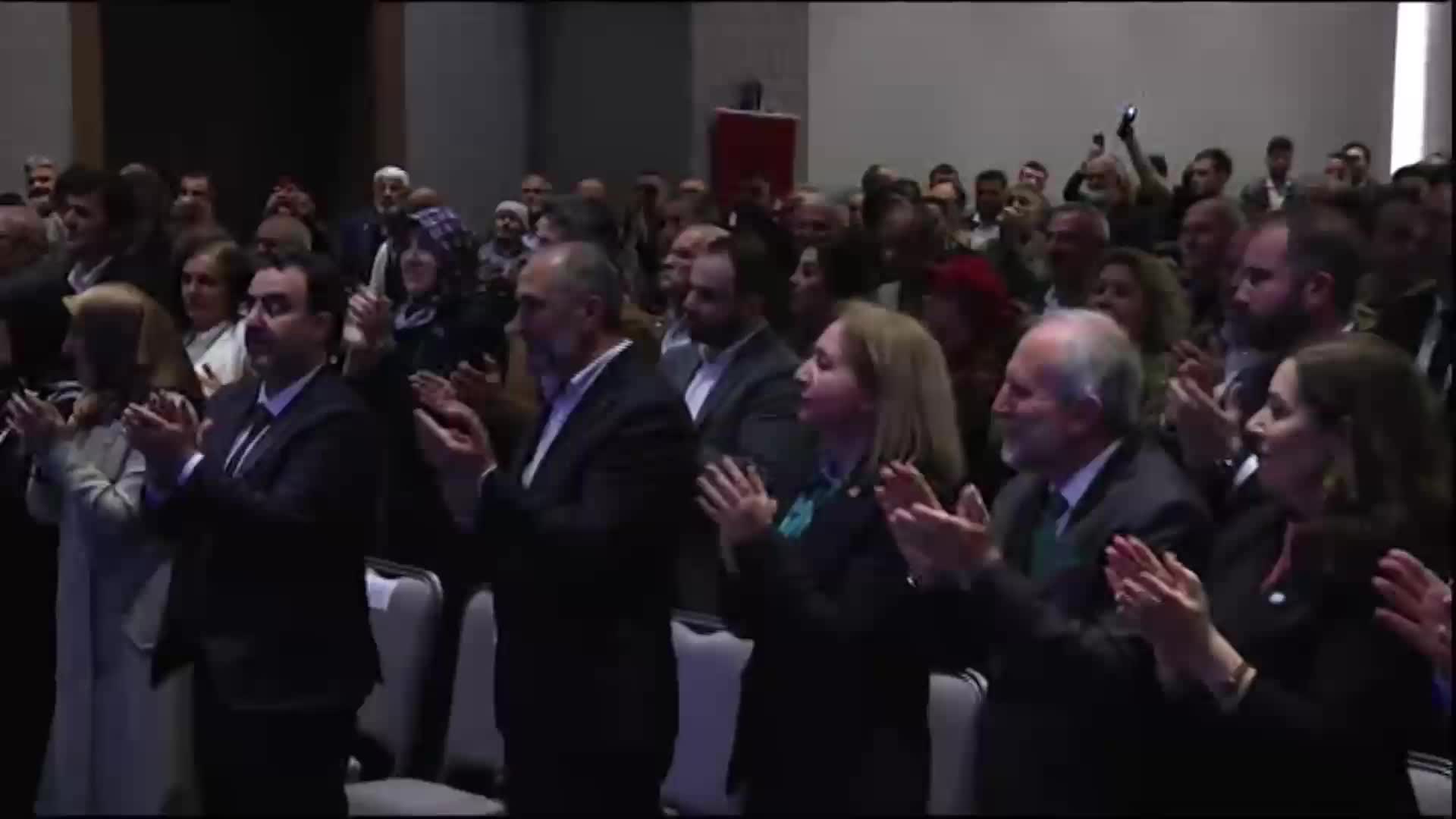 KARAMOLLAOĞLU: “ASKERİMİZİN BAŞINA ÇUVAL GEÇİRİLDİ, HESAP SORAMADILAR. BİZ BUNUN HESABINI SORMAKLA MÜKELLEFİZ”