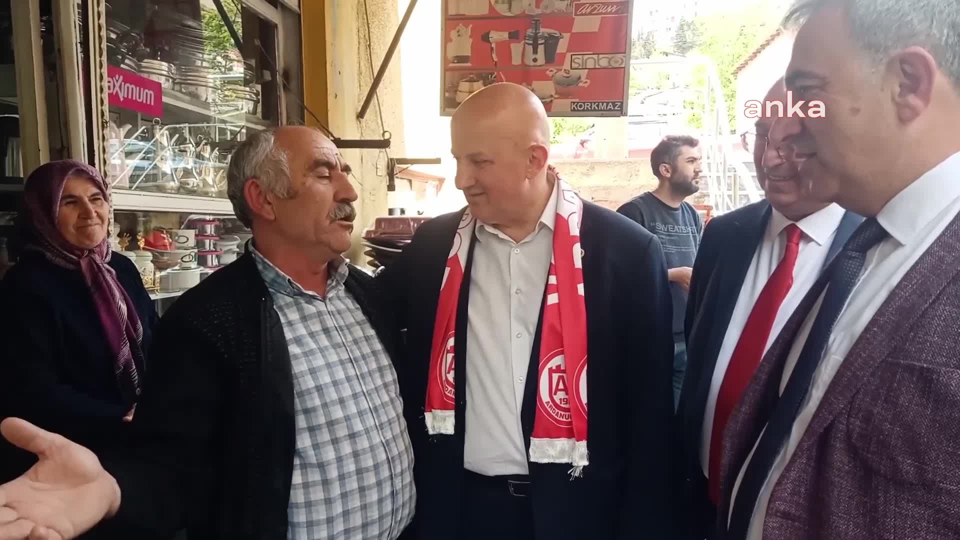 UĞUR BAYRAKTUTAN: "İKTİDAR GÜNDEMİ İDEOLOJİYE ÇEKMEK İSTESE DE GÜNDEMİN EKONOMİ OLDUĞUNU GÖRÜYORUZ"