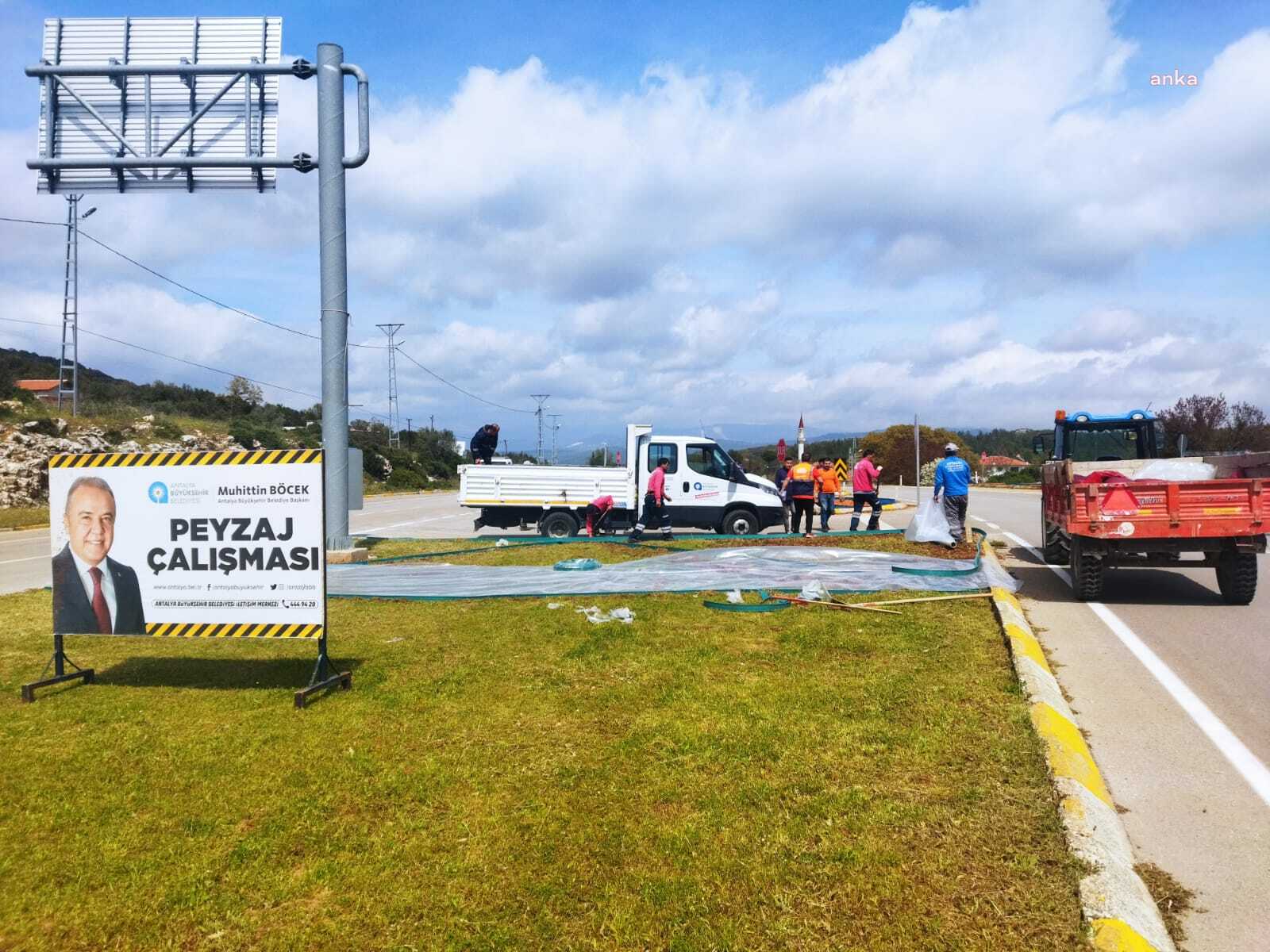 ANTALYA BÜYÜKŞEHİR’DEN ÜÇAĞIZ KAVŞAĞI’NDA KURAKÇIL PEYZAJ DÜZENLEMESİ
