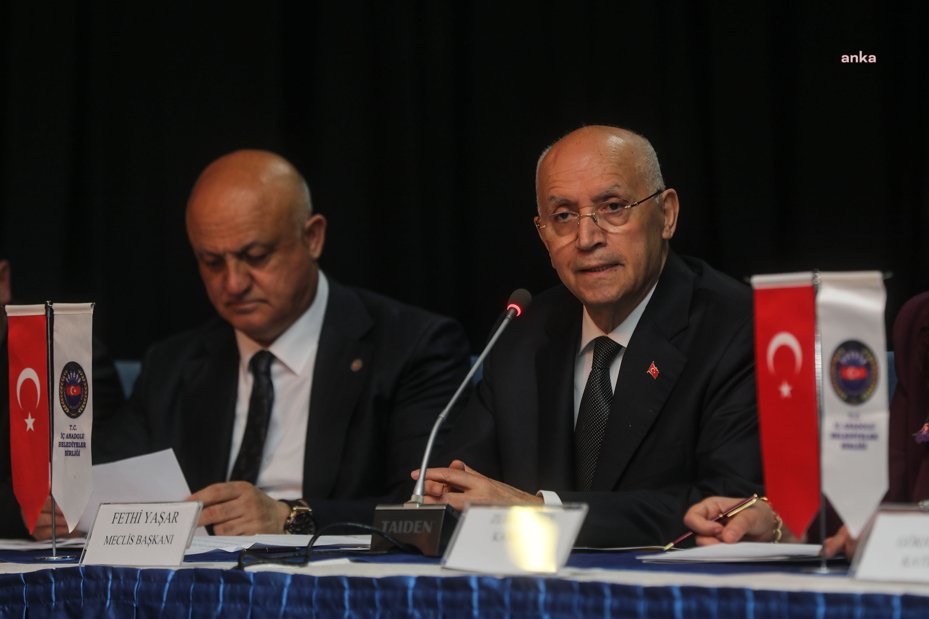 İÇ ANADOLU BELEDİYELER BİRLİĞİ, YENİMAHALLE BELEDİYESİ'NİN EV SAHİPLİĞİNDE TOPLANDI