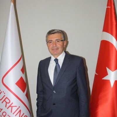 TÜRK – İNŞA GENEL BAŞKANI SERVET ARSLAN’DAN CUMHURBAŞKANI ADAYLARINA ÇAĞRI: “MÜTEAHHİTLİK MESLEK YASASI ÇIKARILARAK MEVZUAT KARMAŞASINA SON VERİLMELİ”