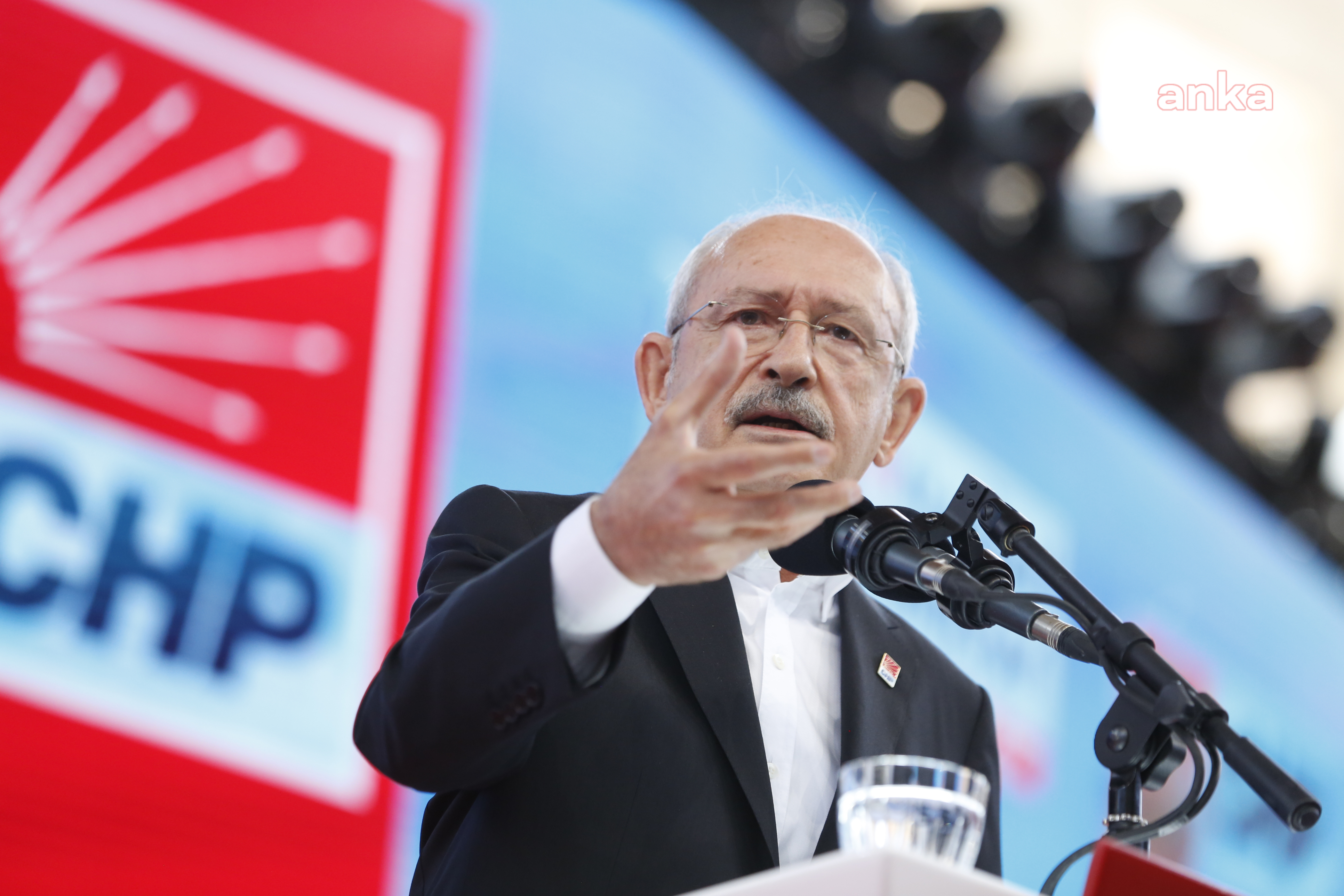 KILIÇDAROĞLU'NDAN CUMHURBAŞKANI ERDOĞAN'A: "BÖYLE BİR AYMAZLIĞI TARİH BİLE YAZMAMIŞTIR"