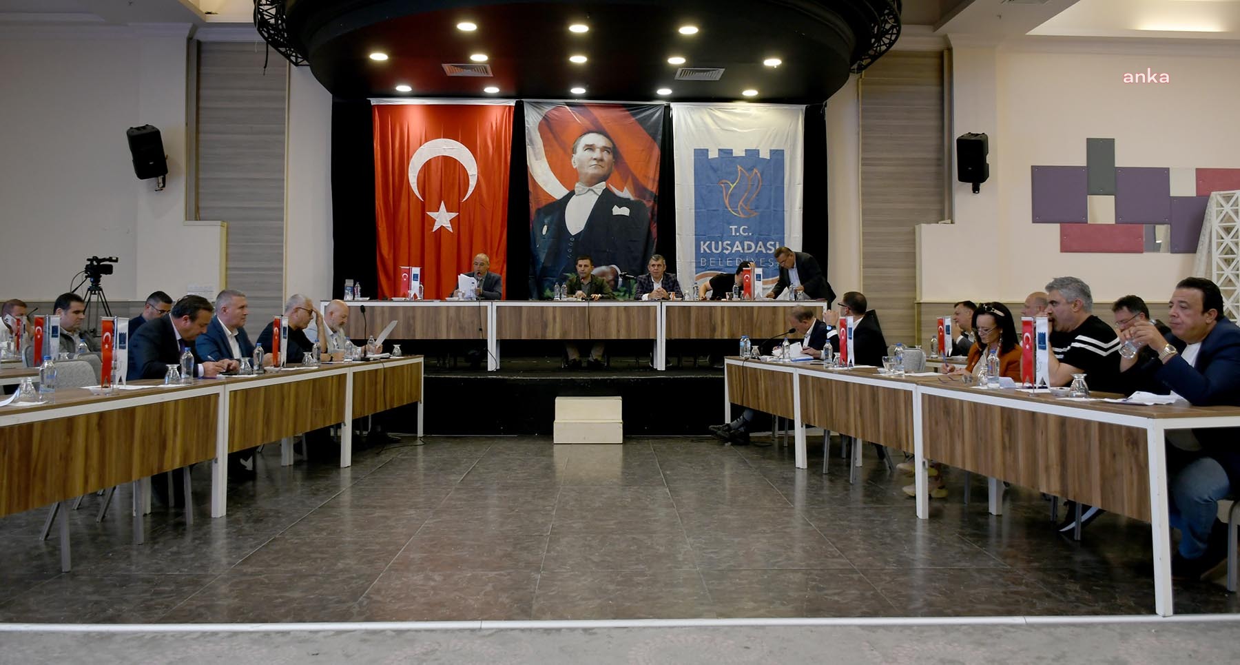 LÜTFİ SUYOLCU’NUN ADI, KUŞADASI KENT MEYDANI’NDA YAŞAYACAK