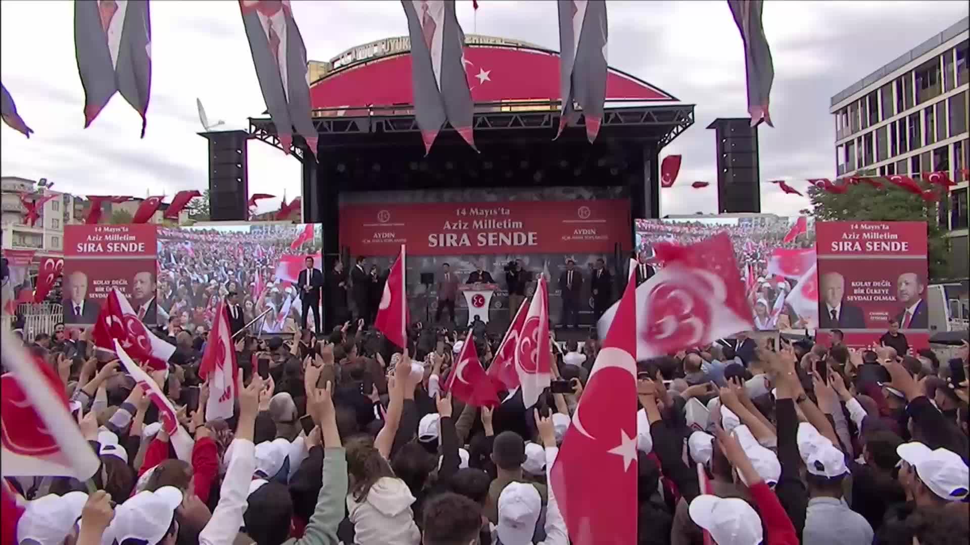 DEVLET BAHÇELİ, AYDIN’DA: “14 MAYIS’TA YA TÜRKİYE’NİN KUDRETİNİ SEÇECEĞİZ YA DA KUMAR MASASINDA HEBA OLUP GİDECEĞİZ”