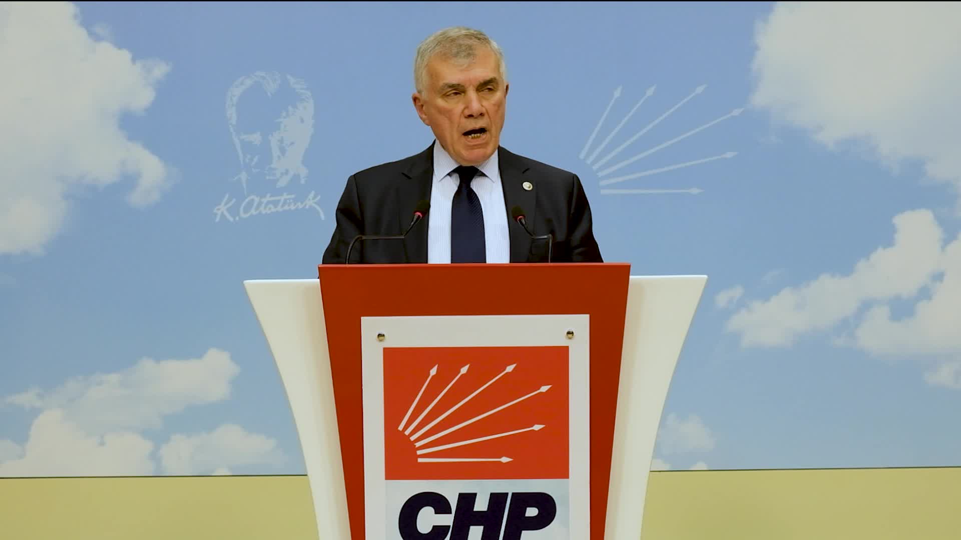 ÇEVİKÖZ, SOYLU’YA KILIÇDAROĞLU’NUN SÖZLERİ İLE YANIT VERDİ: “SON 10 GÜNDE GİRİŞİLECEK EN PİS İŞLERİ BİLİYORUM. VE ONLARA DİYORUM Kİ: AZICIK SAĞDUYU”