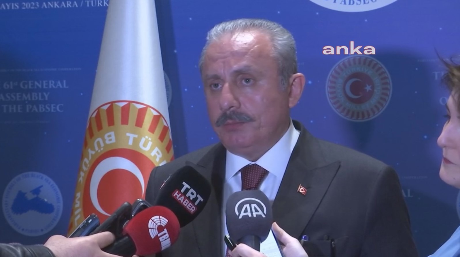TBMM BAŞKANI ŞENTOP, ERMENİSTAN ULUSAL MECLİS BAŞKANI SİMONYAN İLE GÖRÜŞTÜ: “OLUMLU VE İYİ BİR GÖRÜŞME GEÇTİĞİNİ İFADE EDEBİLİRİM”