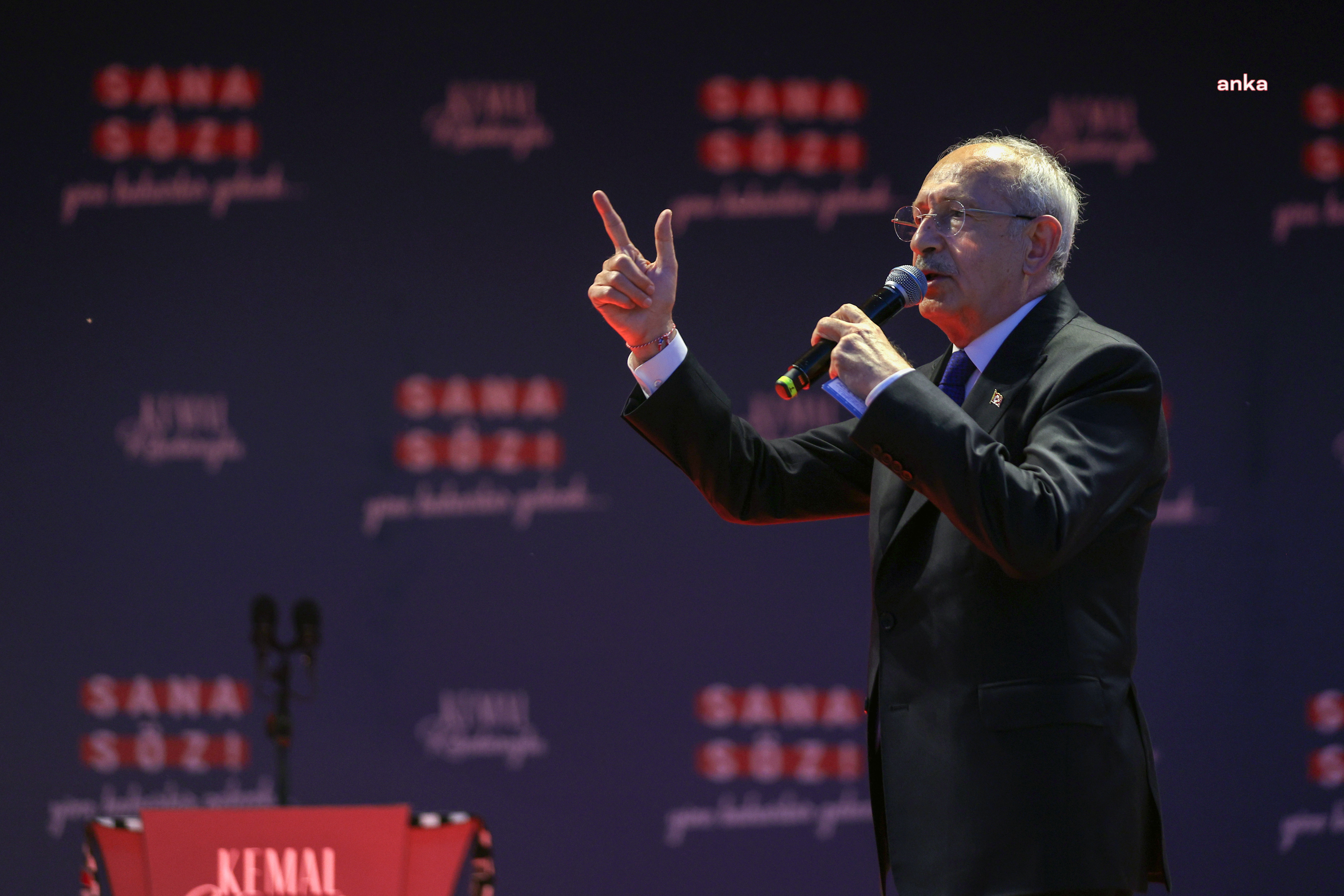 KILIÇDAROĞLU’NDAN ERDOĞAN’A “BARIŞ MANÇO’LU” YANIT: “BU REZALETLERİ BİR DAHA BU ÜLKE YAŞAMASIN İSTİYORSAN, GEREKENİ YAPACAKSIN. GENÇLER, HALEP ORADAYSA ARŞIN BURADADIR”