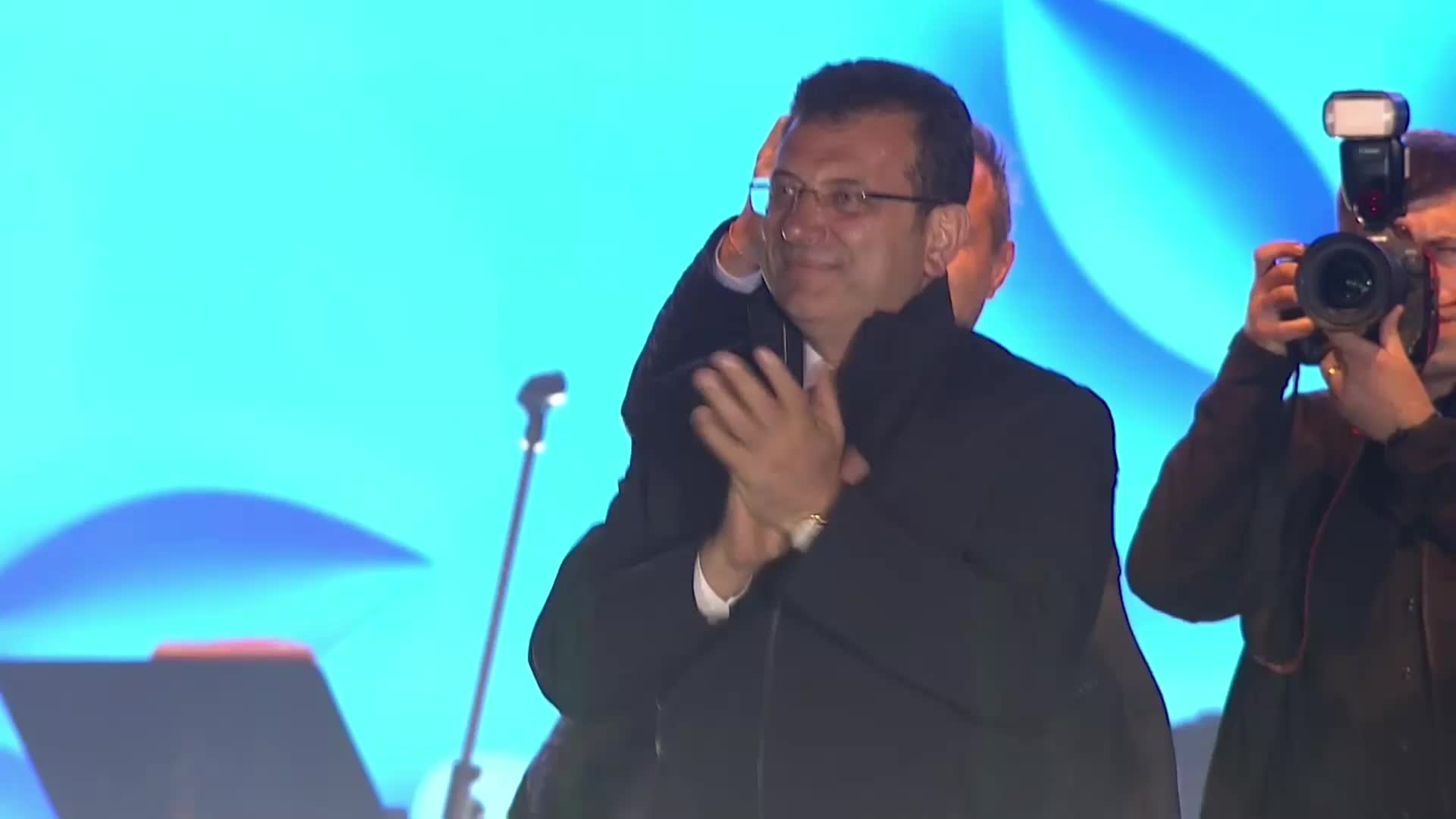 İMAMOĞLU: “14 MAYIS’I İNŞALLAH BİR DEMOKRASİ VE ADALET BAYRAMI OLARAK HEP BİRLİKTE YAŞAYALIM”