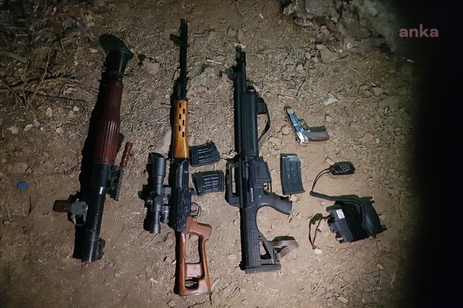 TSK IRAK’IN KUZEYİNDE ÇOK SAYIDA SİLAH VE MÜHİMMAT ELE GEÇİRDİ