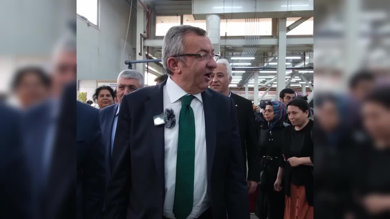 ENGİN ALTAY: ERDOĞAN SEN MİLLETİ KURU EKMEĞE MUHTAÇ ETTİN, KENDİ DERDİNE DÜŞTÜN