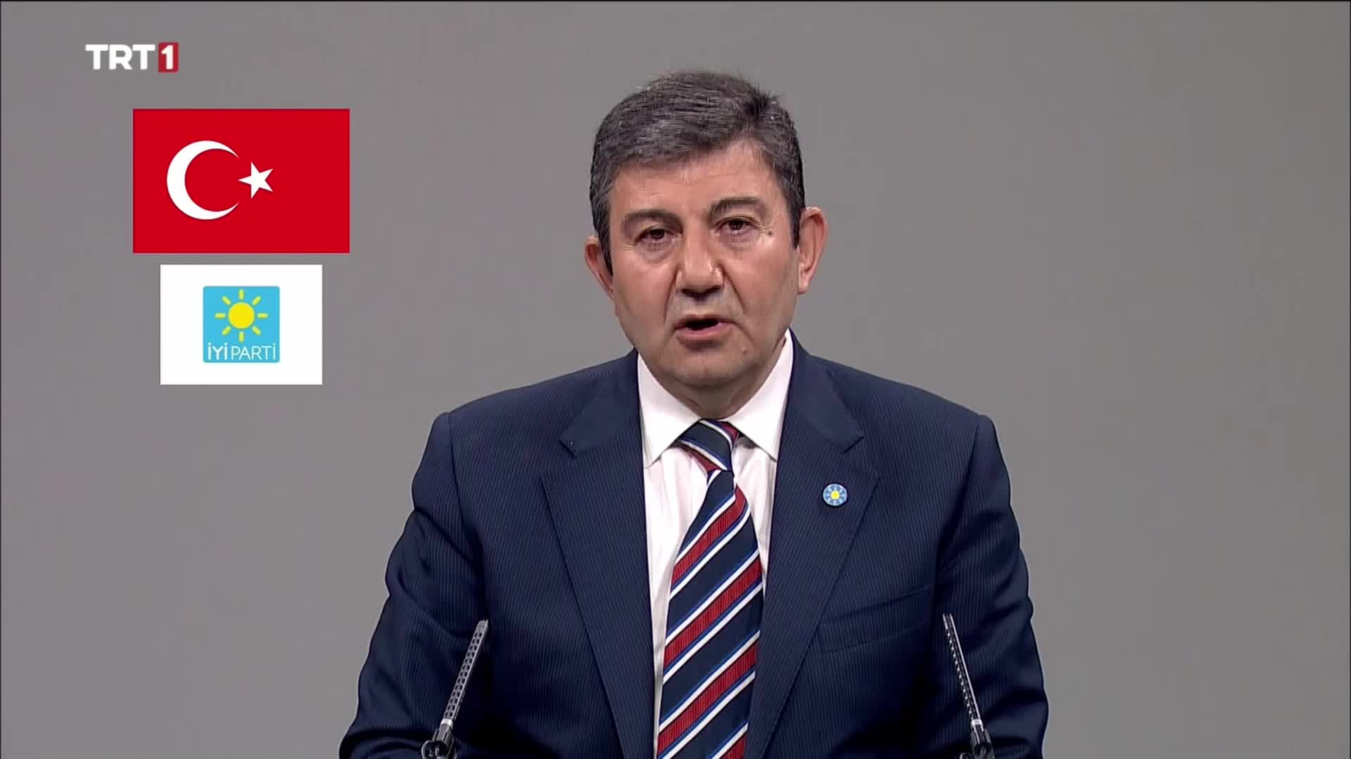 BİROL AYDEMİR: “YA AKP’NİN BULANIK SULARINDA KAYBOLACAĞIZ YA DA BU UCUBE SİSTEMİ DEĞİŞTİRİP AYDINLIĞA ÇIKACAĞIZ”