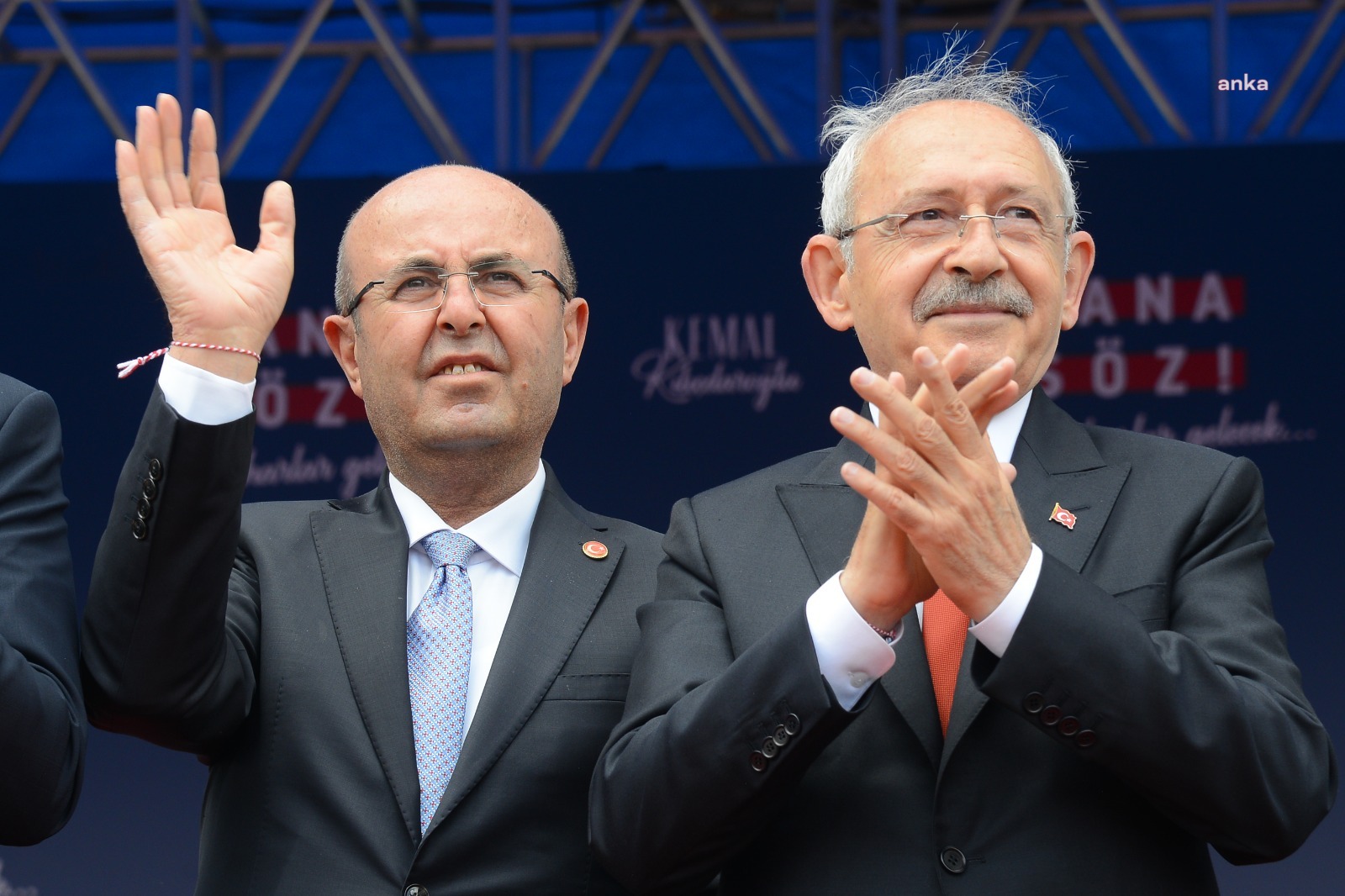 KIRŞEHİR BELEDİYE BAŞKANI EKİCİOĞLU: "KIRŞEHİR'İ NASIL AYAĞA KALDIRDIYSAK TÜRKİYE'Yİ DE AYAĞA KALDIRACAĞIZ"