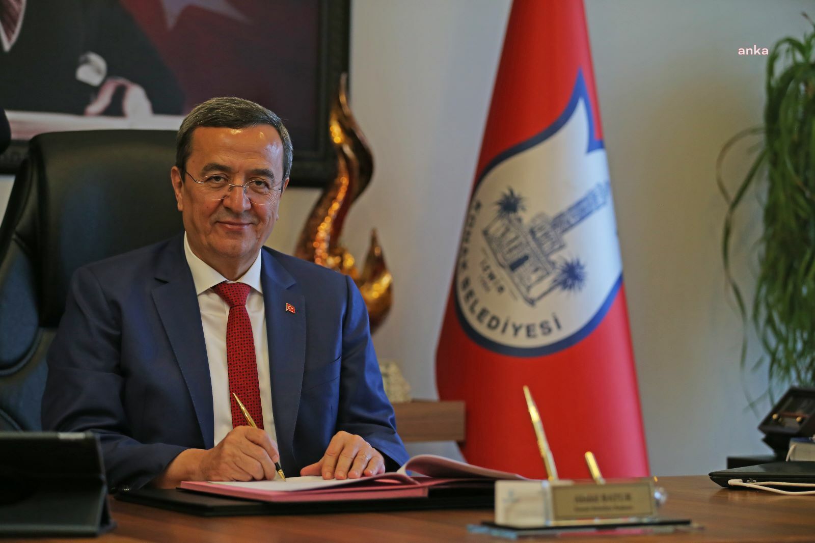 SAAT 21:03 İTİBARIYLA HATAY MİLLETVEKİLİ SEÇİM SONUÇLARI... CHP: 35,14 - AKP: 34,16