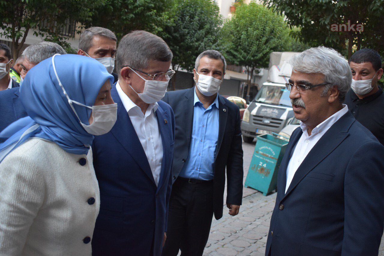 DAVUTOĞLU’NDAN SANCAR’A TAZİYE ZİYARETİ